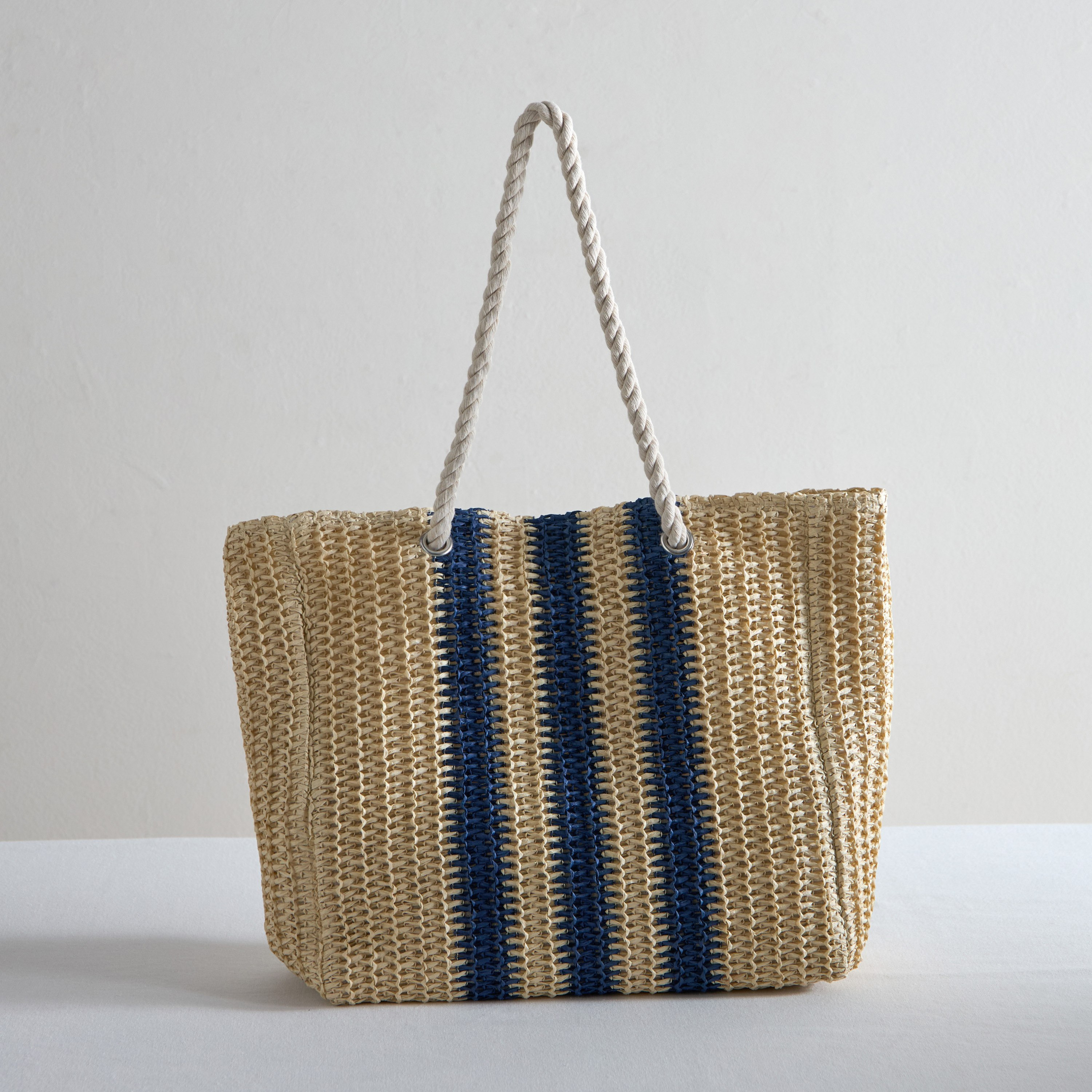 Fun Living Stripes Tote Bag-PROMO_HB_AE_B2G2_011025-image-1