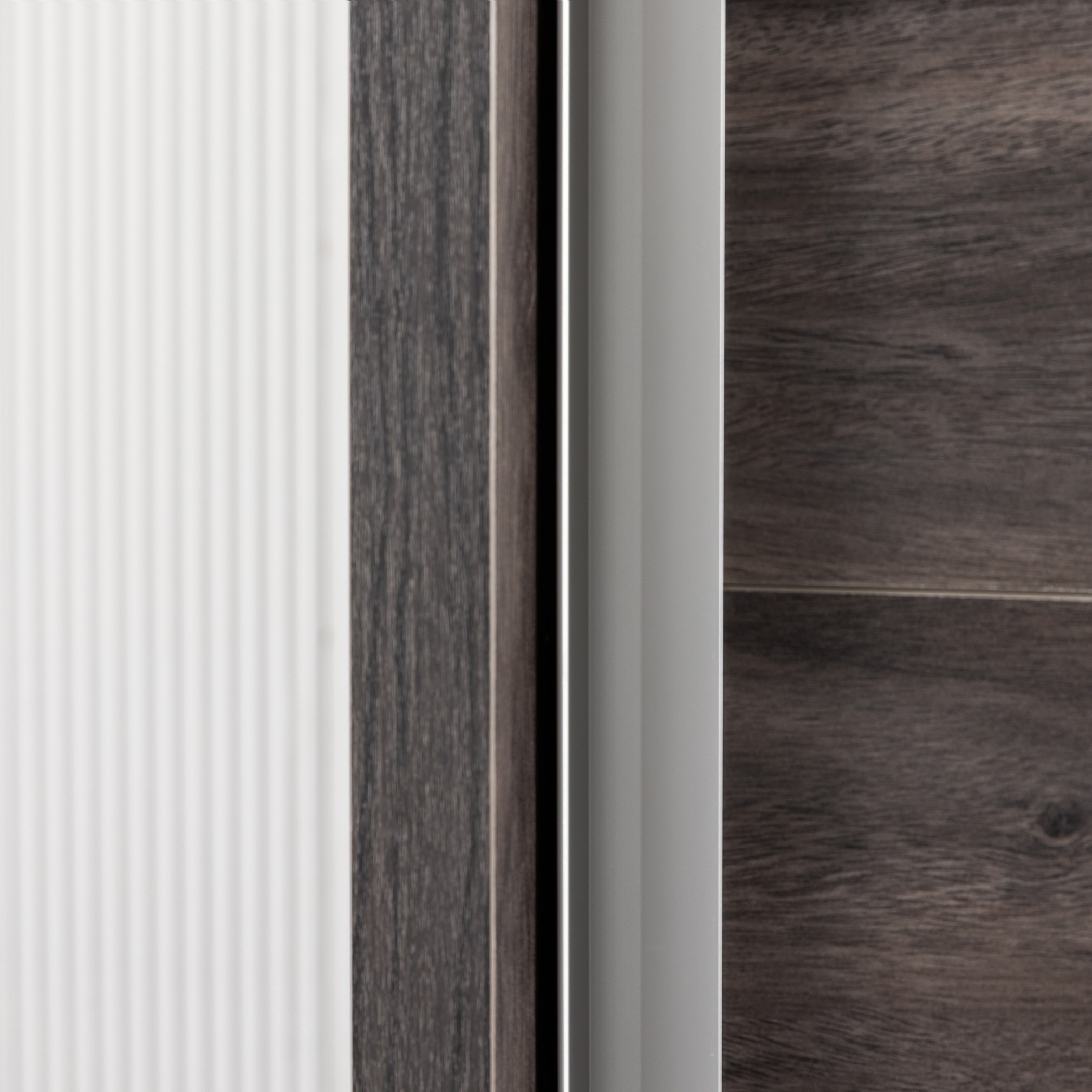 خزانة ملابس بباب انزلاقي ومرآة من أشفورد-hbxfurniture-wardrobes-image-10