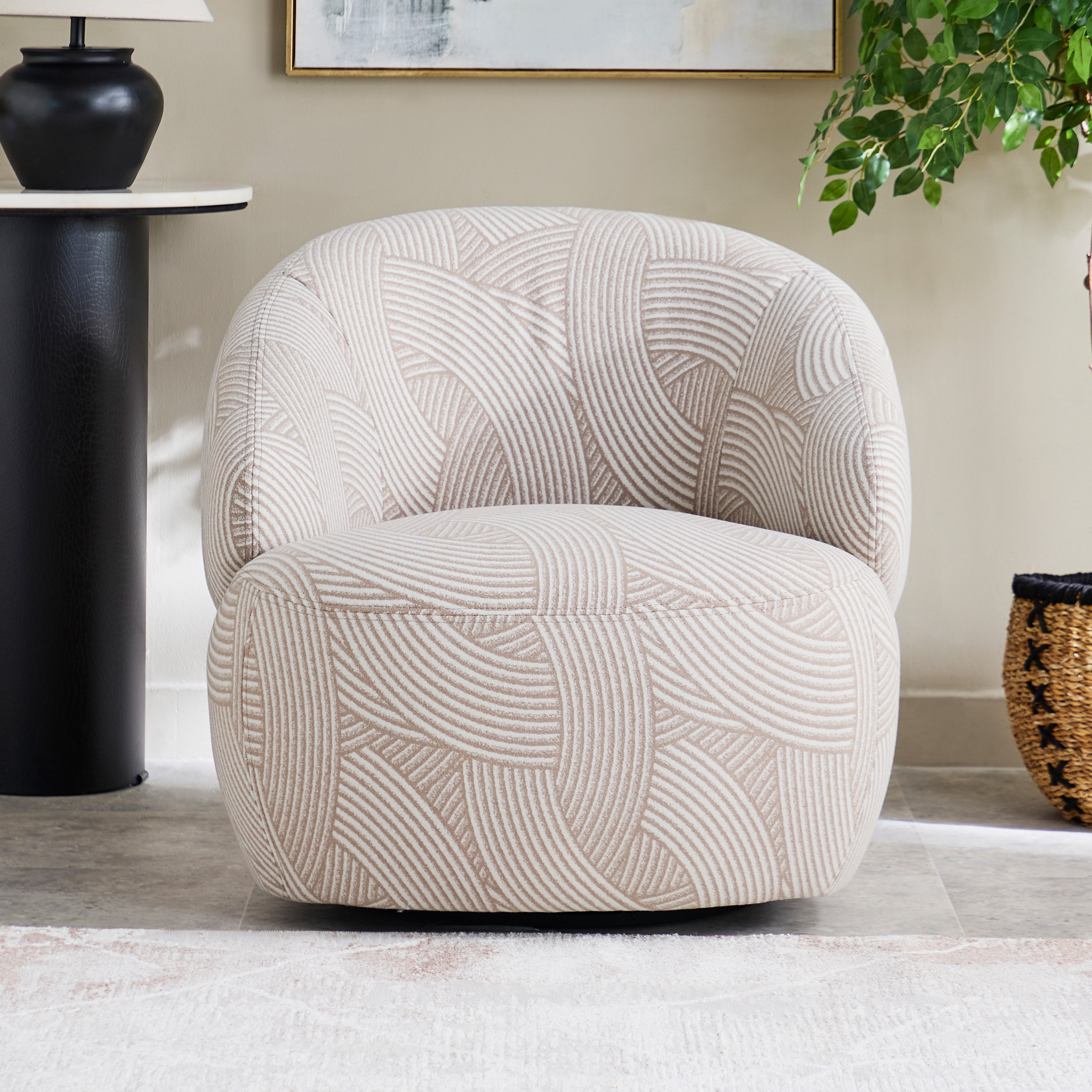 كرسي قماش دوار بمساند ذراعين من هاوستون-hbxlivingroom-sofasandarmchairs-sofas-image-2