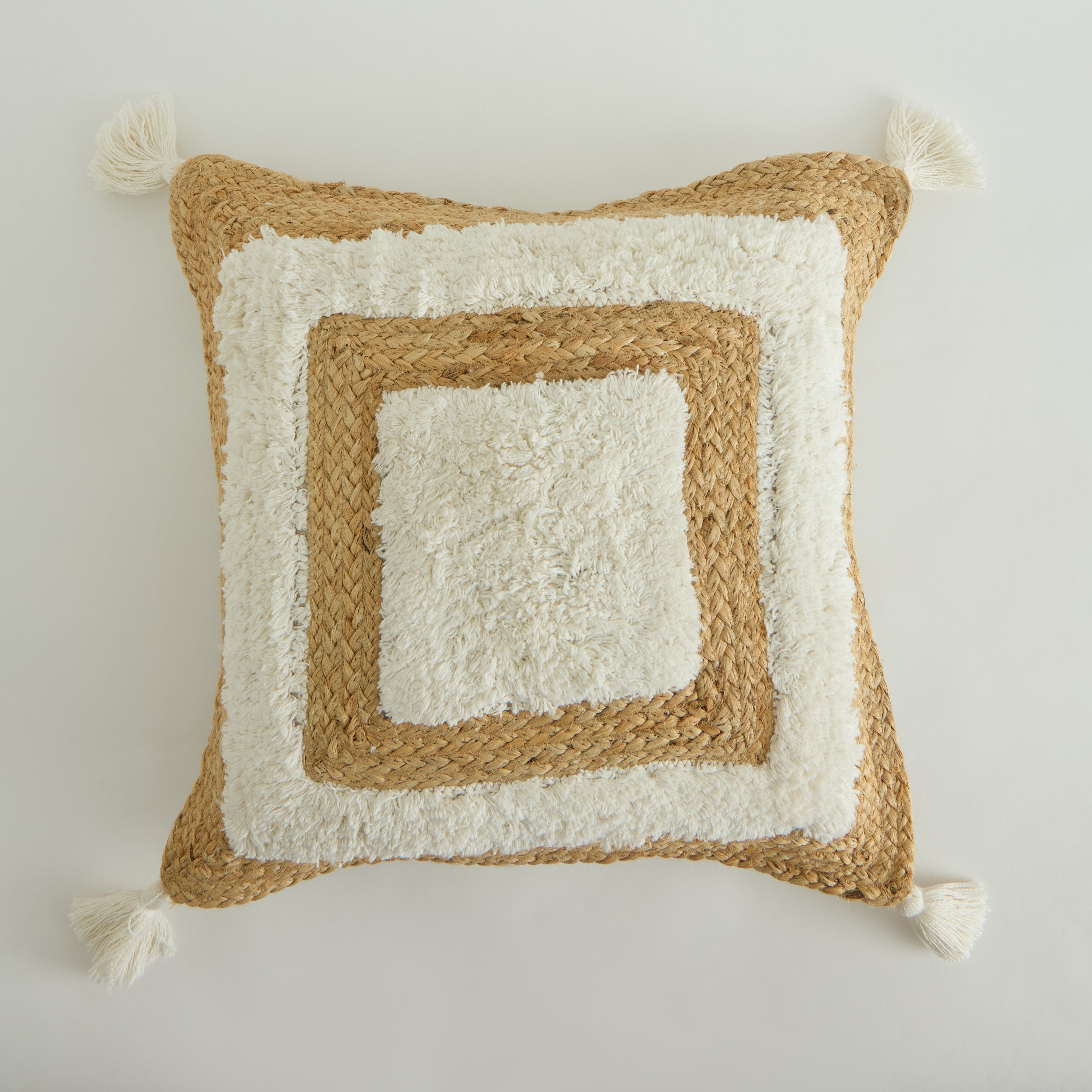 وسادة محشوة بالجوت مصنوعة يدوياً من إيكو ميدتاون - 50x50 سم-hbxlivingroom-furnishings-cushionsandcovers-filledcushions-image-5