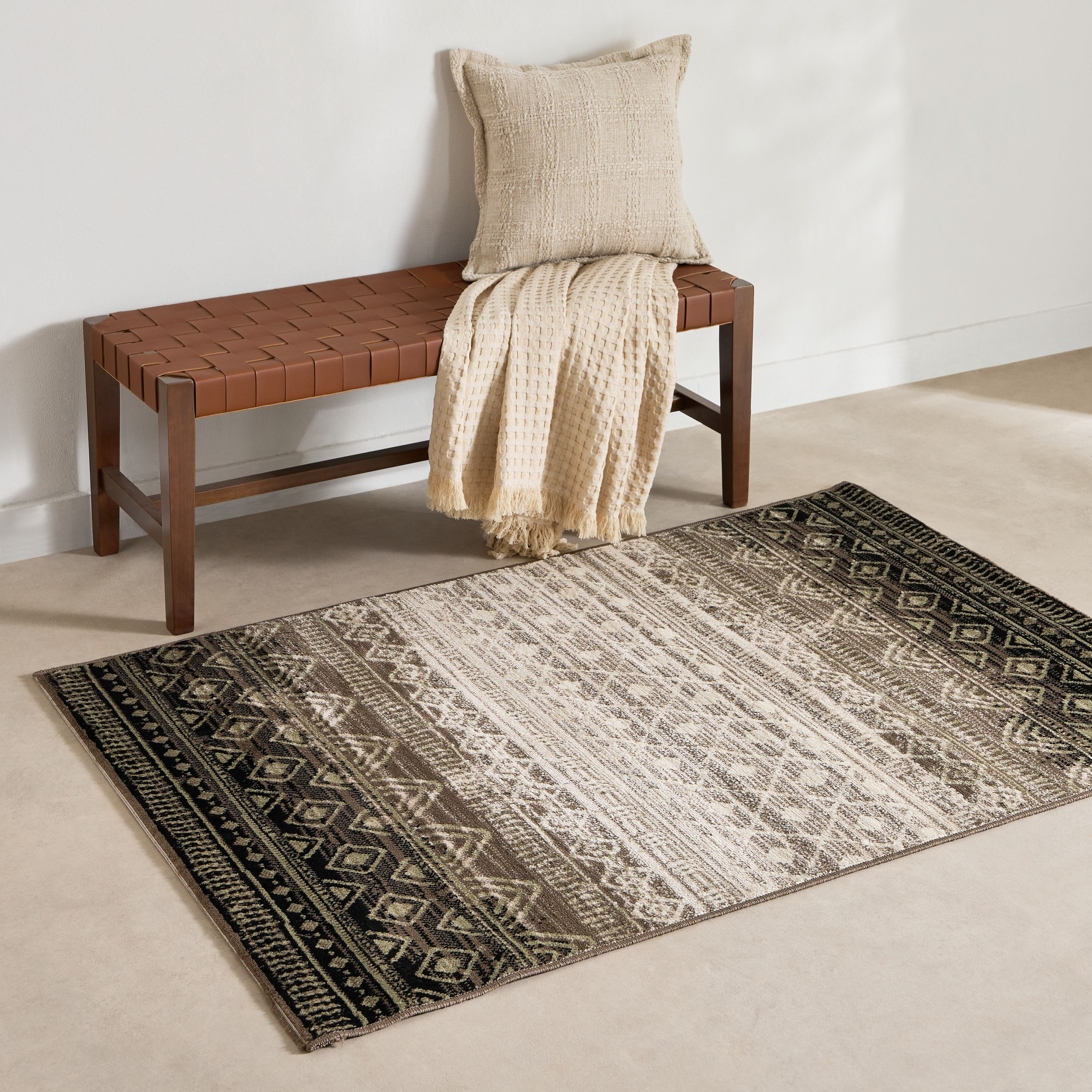 Mahreen Hinje Stain Resistant Polypropylene Rug - 110x160 cm-hbxdecorandfurnishings-floorcoverings-rugs-image-1