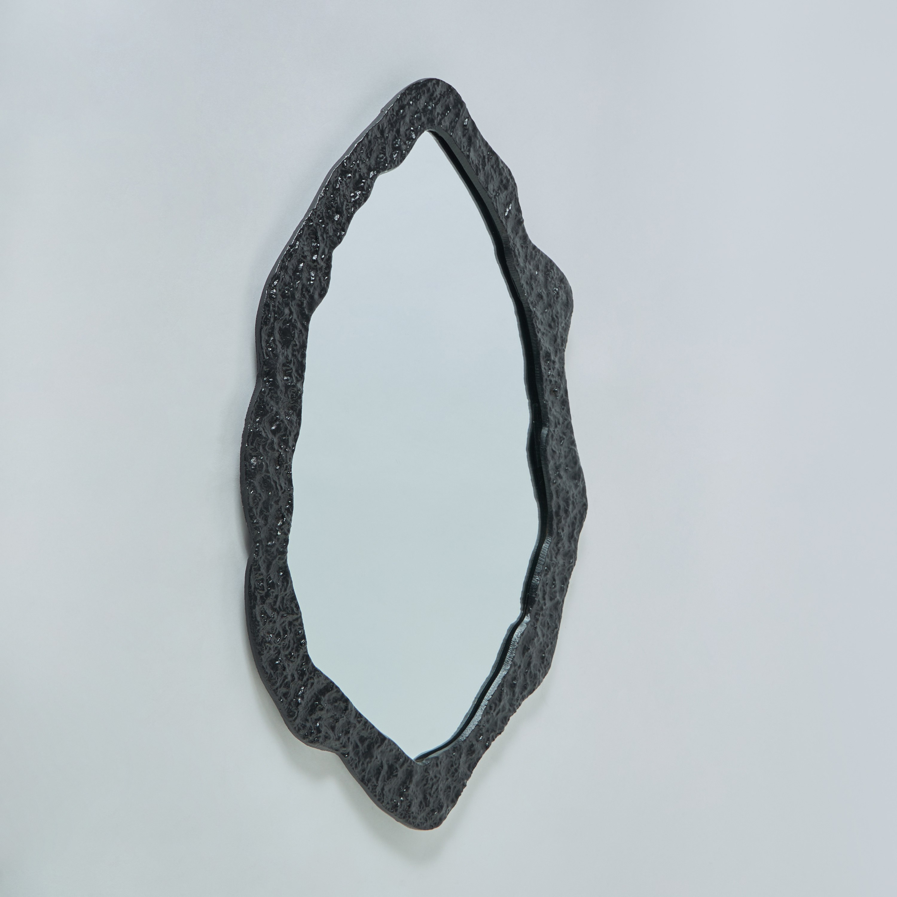 Rayon Aluminium Premium Round Organic Shape Mirror - 43x2x70 cm-hbxhomeware-hbxdecorandfurnishings-image-5