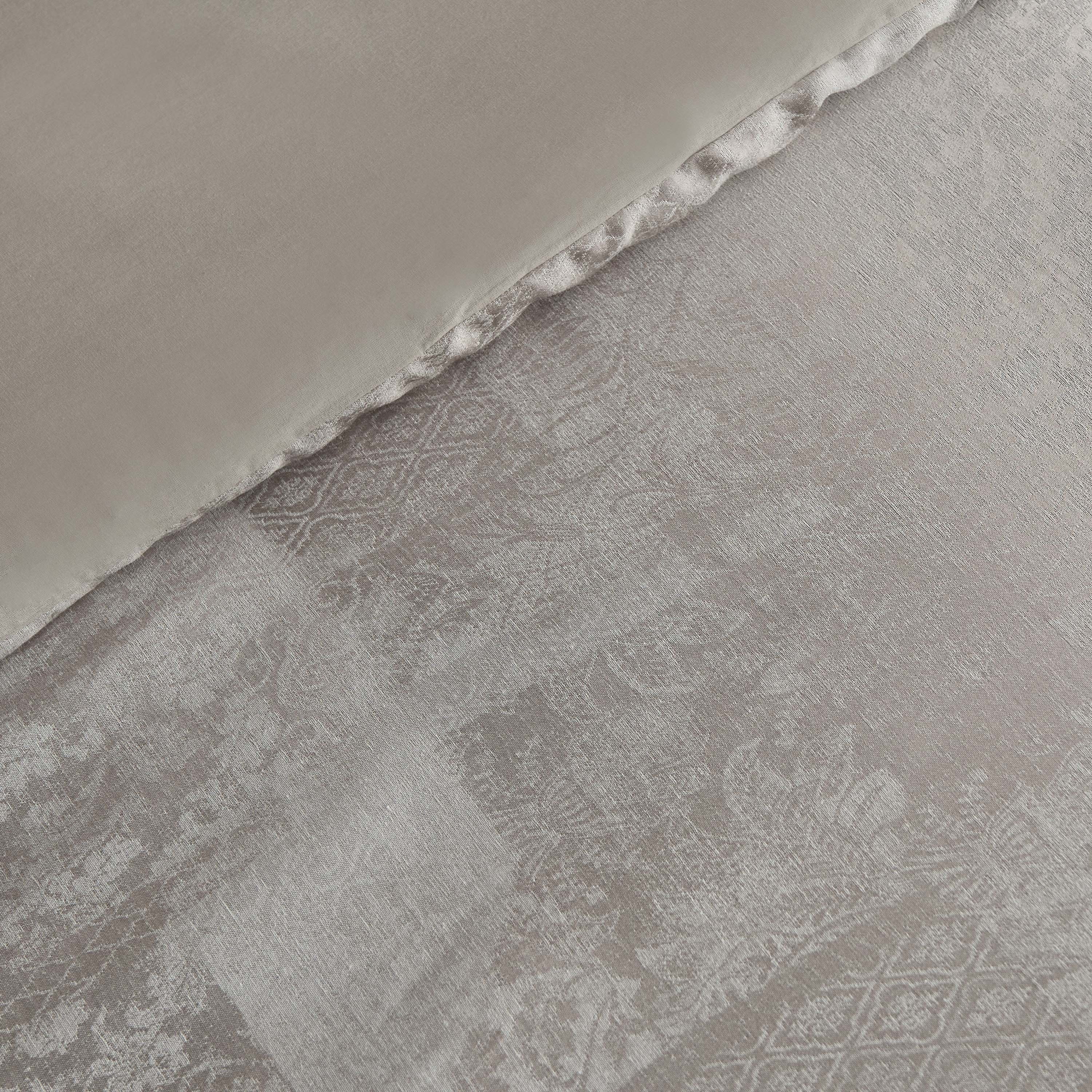 Whitebliss Ornate 5-Piece Jacquard King Comforter Set - 220x240 cm-hbxhomeware-hbxbedroom-image-5