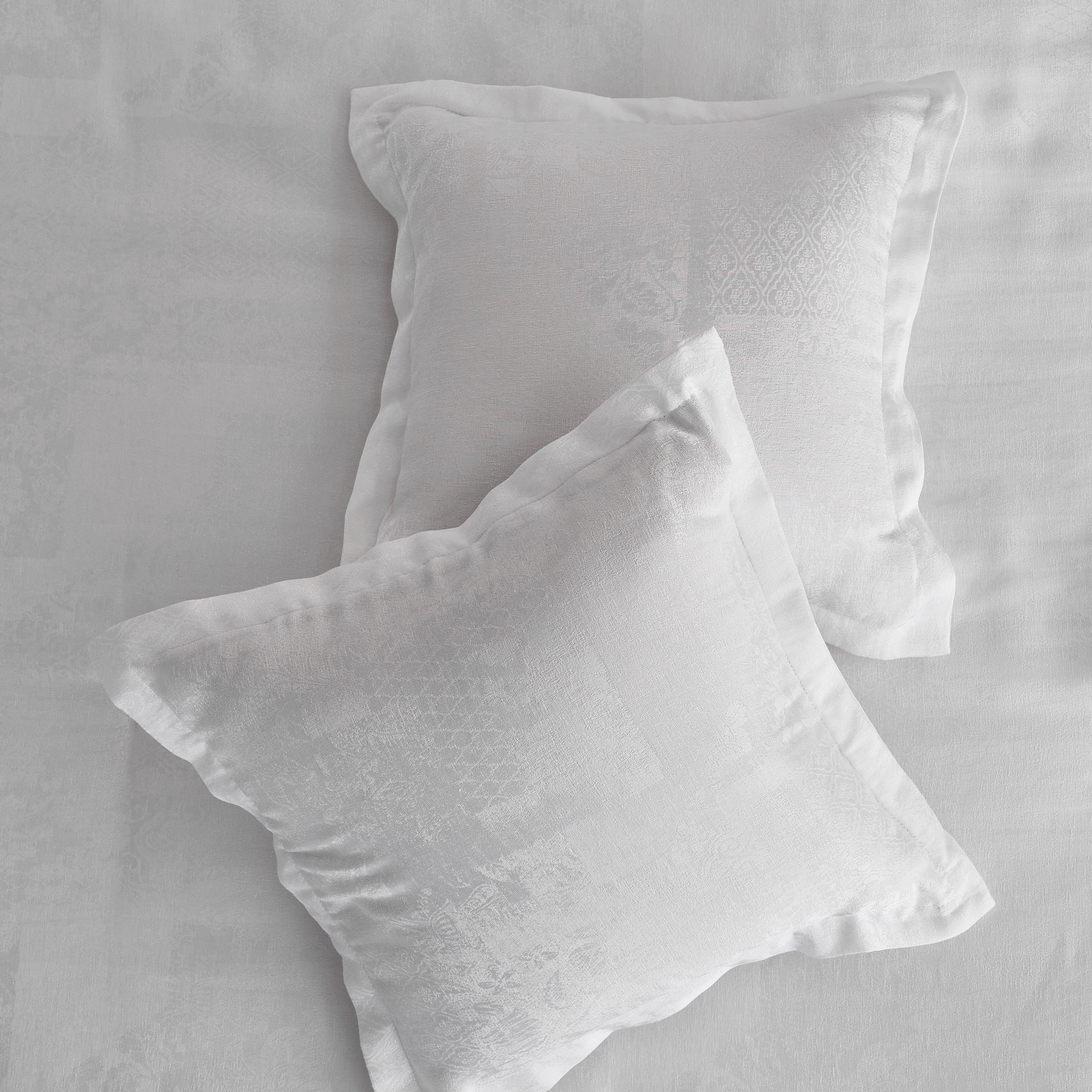Whitebliss Ornate 5-Piece Jacquard King Comforter Set - 220x240 cm-hbxhomeware-hbxbedroom-image-8