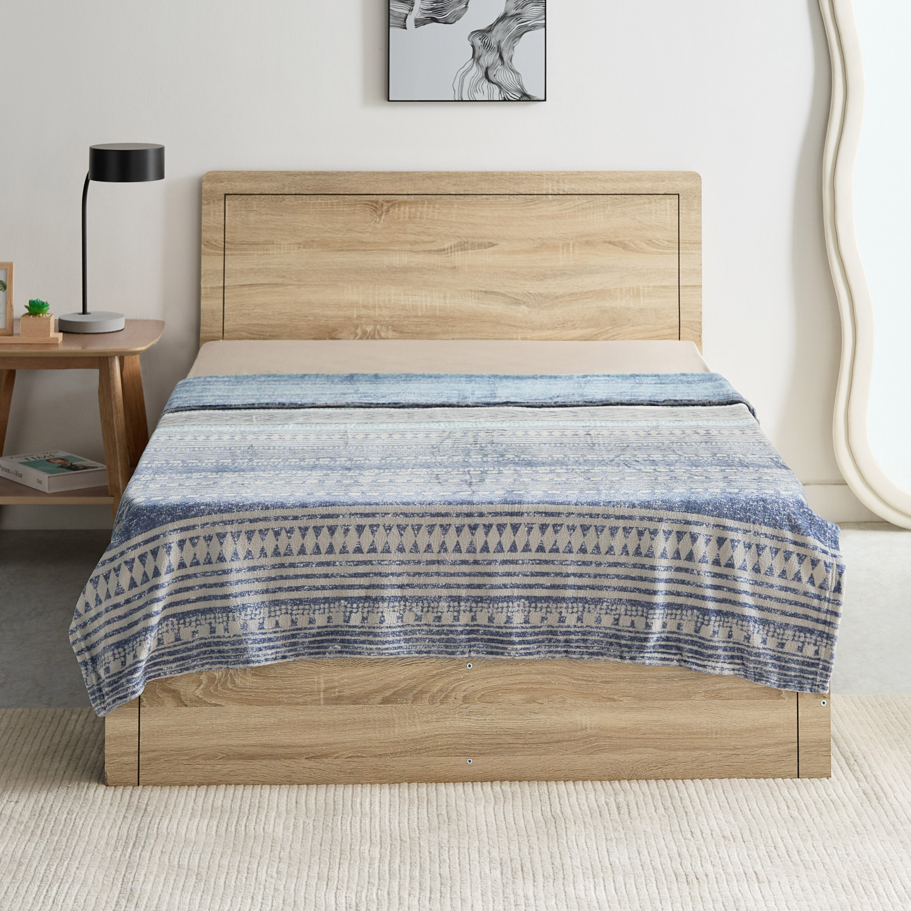بطانية فلانيل توين بطبعات إنزو من ماتريكس - 140x200 سم-hbxhomeware-hbxbedroom-image-2