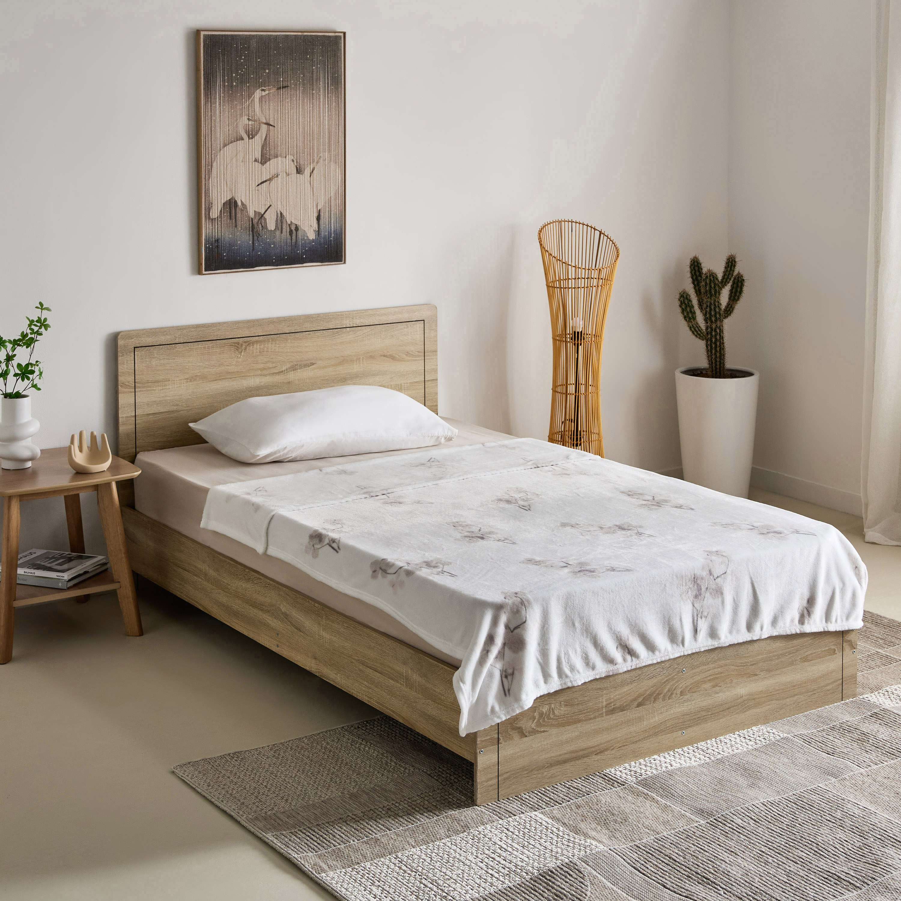بطانية فلانيل مقاس توين بِطبعات من ماتريكس - 140x200 سم-hbxhomeware-hbxbedroom-image-6