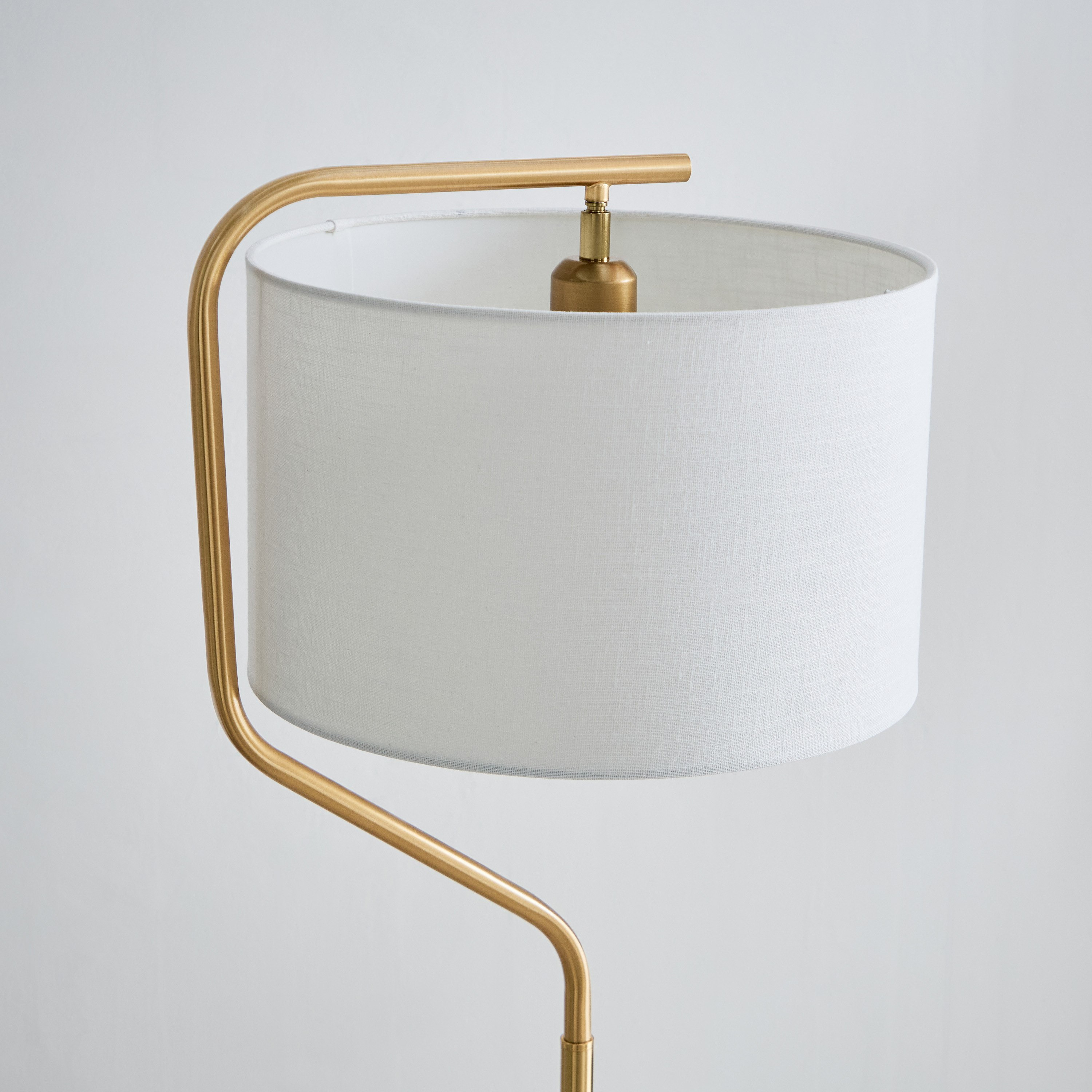 Deme Avala Metal Floor Lamp with Linen Shade - 162 cm-hbxhomeware-hbxlivingroom-image-3
