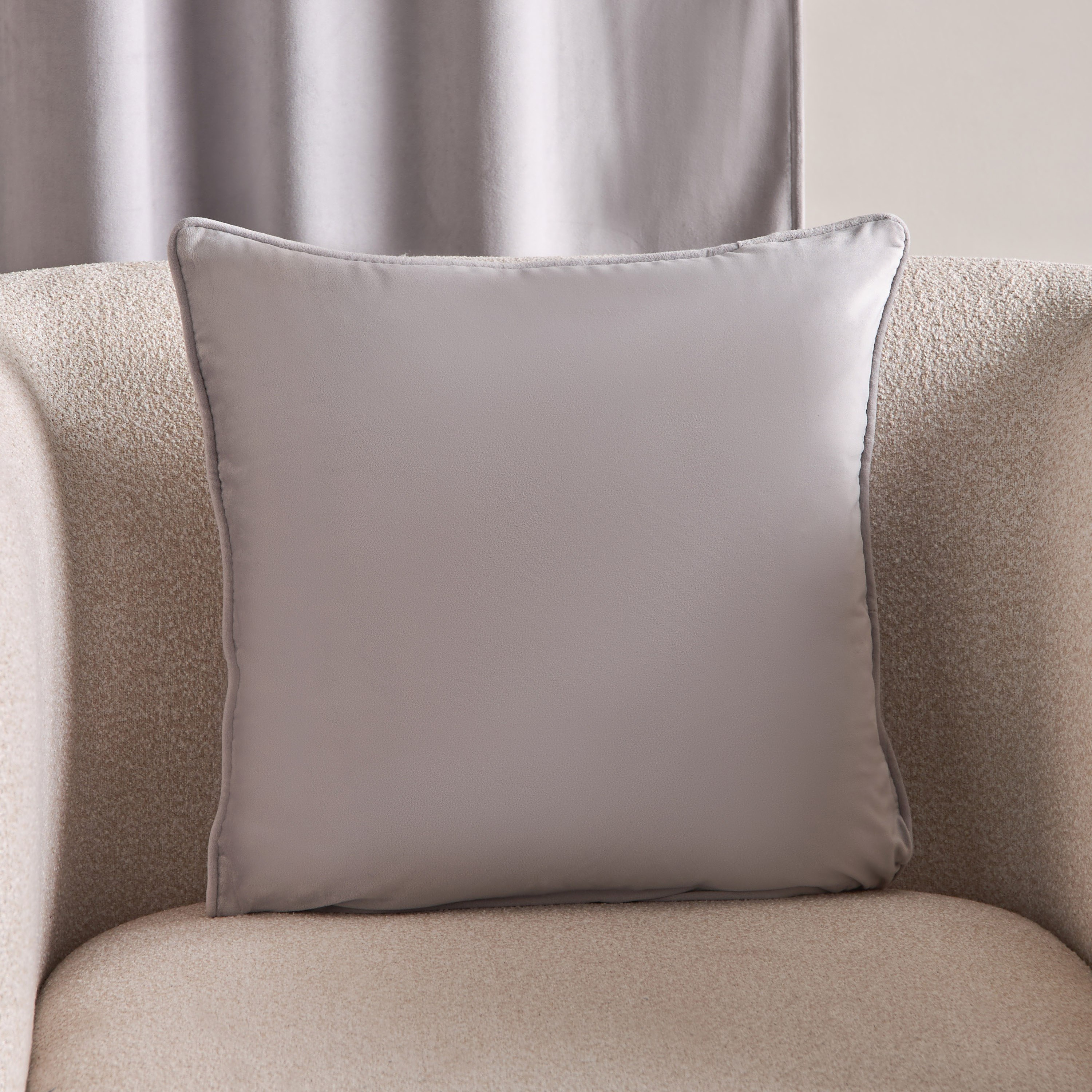 غطاء وسادة مخملي من دوف - 45x45 سم-hbxhomeware-hbxbedroom-image-1
