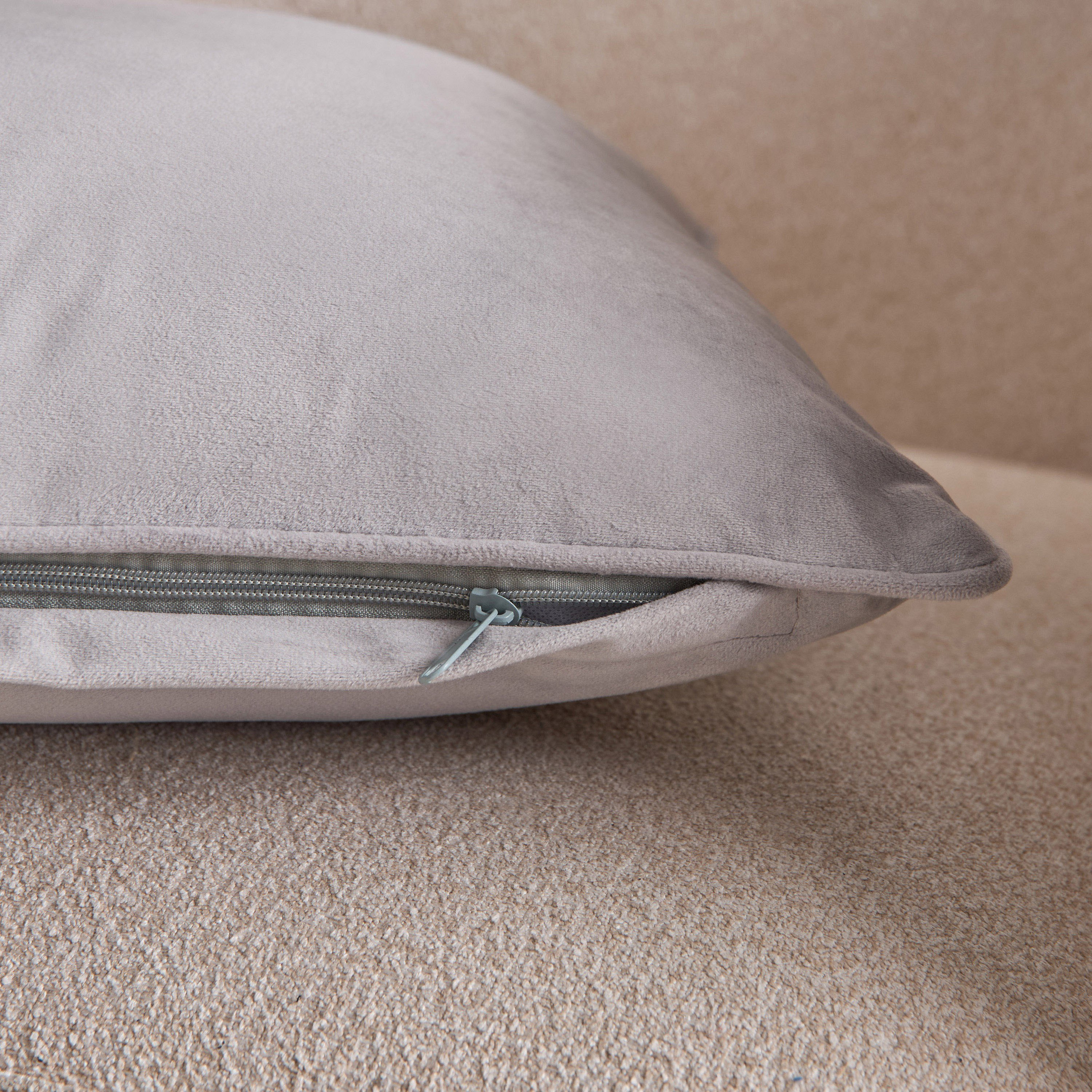 غطاء وسادة مخملي من دوف - 45x45 سم-hbxhomeware-hbxbedroom-image-3