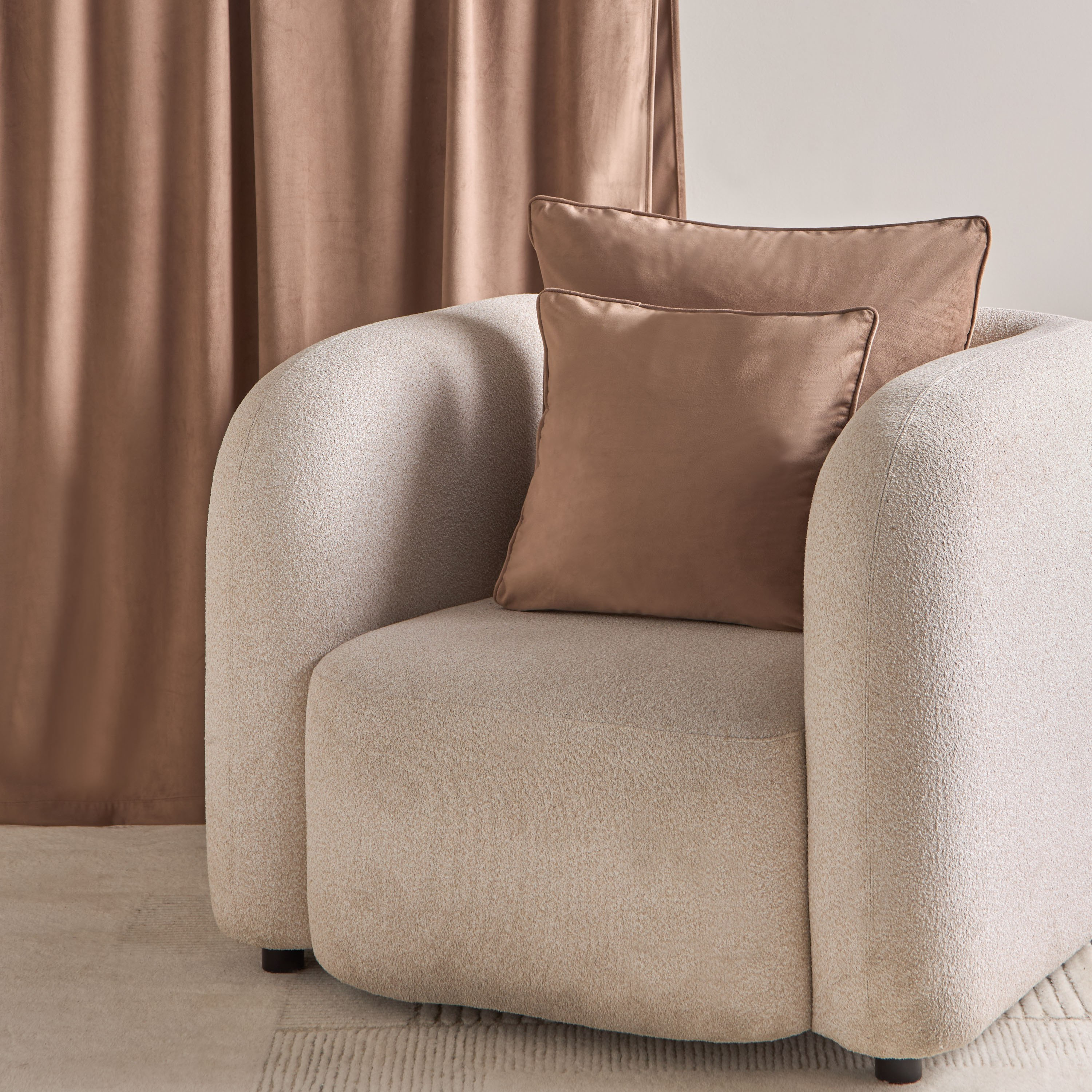 وسادة محشوة من دوف - 65x65 سم-hbxhomeware-hbxbedroom-image-4