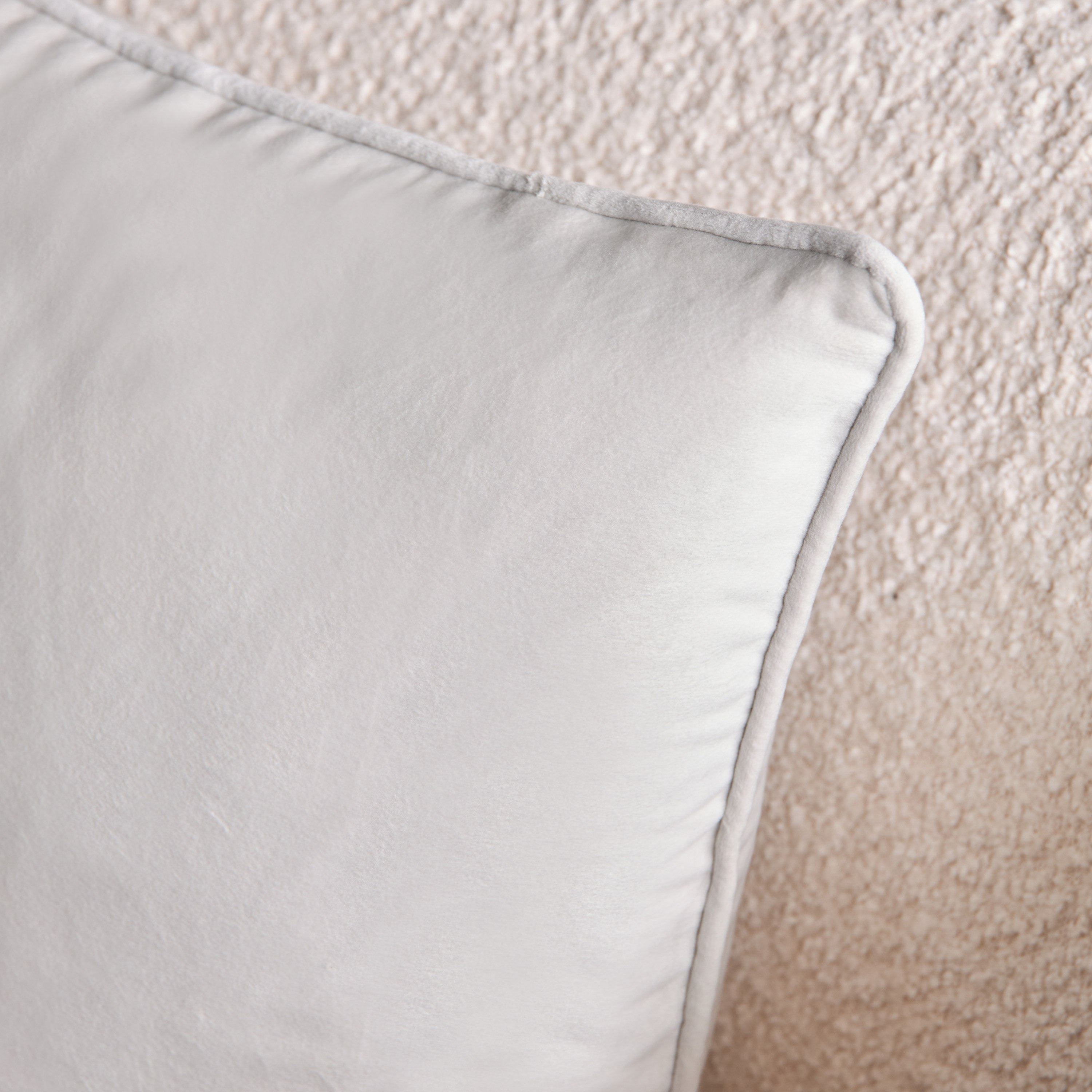 Dove Velvet Cushion Cover - 45x45 cm-hbxhomeware-hbxbedroom-image-2