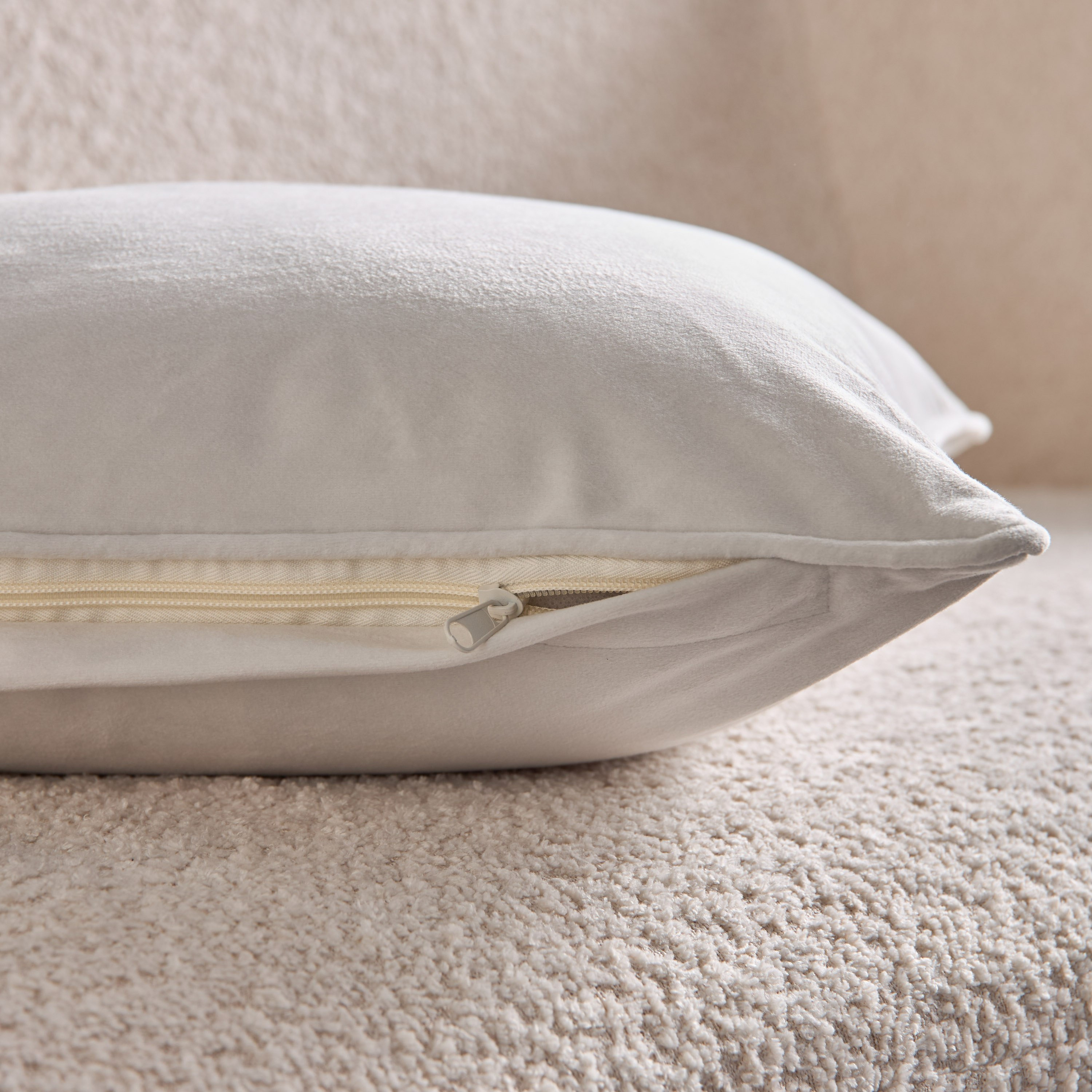 Dove Velvet Cushion Cover - 45x45 cm-hbxhomeware-hbxbedroom-image-3