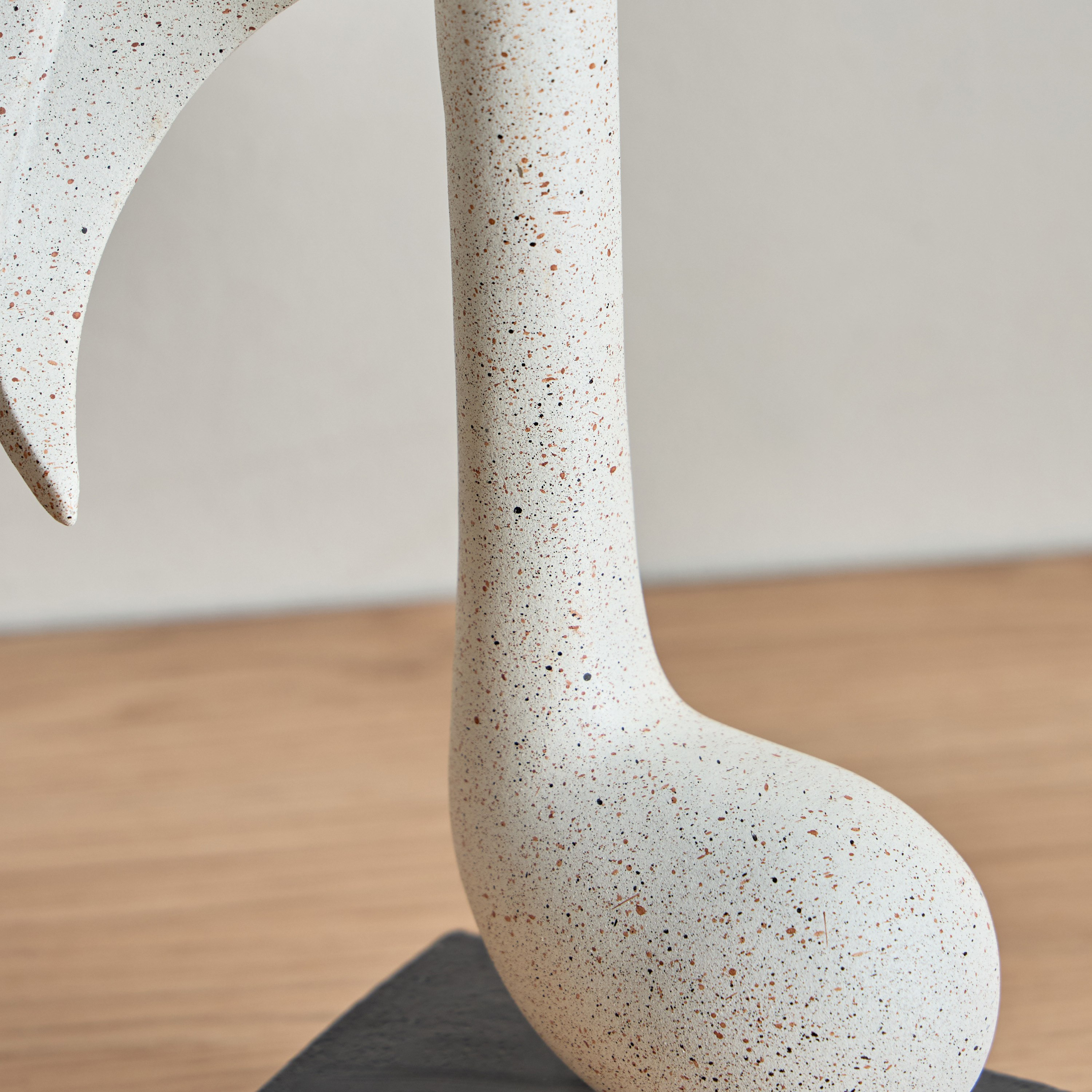 قطعة ديكور نوتة موسيقية تجريدية بوليريسن من رين - 14x7x27 سم-hbxhomeware-homedecor-figurinesandornaments-image-3