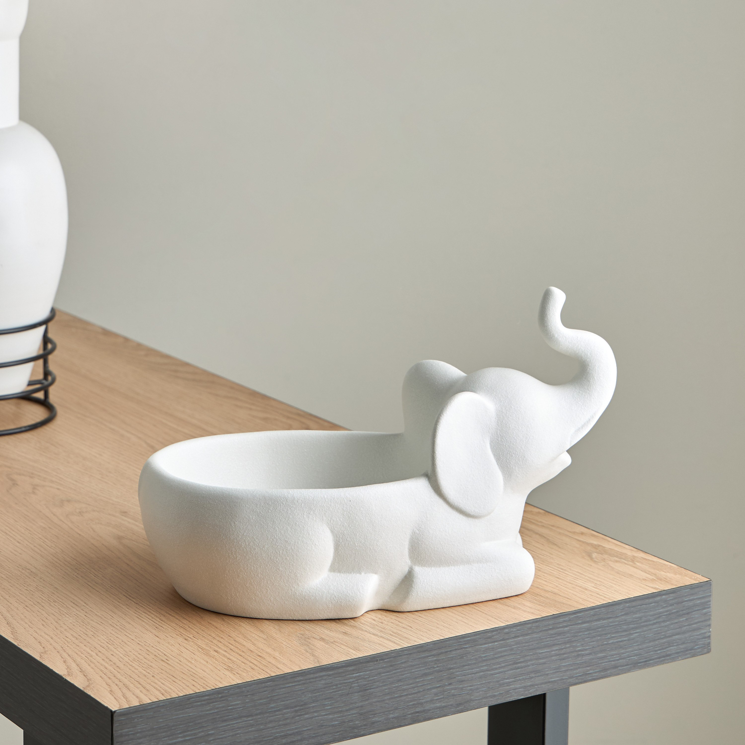 صحن ديكور صغير بتصميم فيل سيراميك وبوليريسين من رين - 28x16x17 سم-hbxhomeware-hbxdecorandfurnishings-image-2