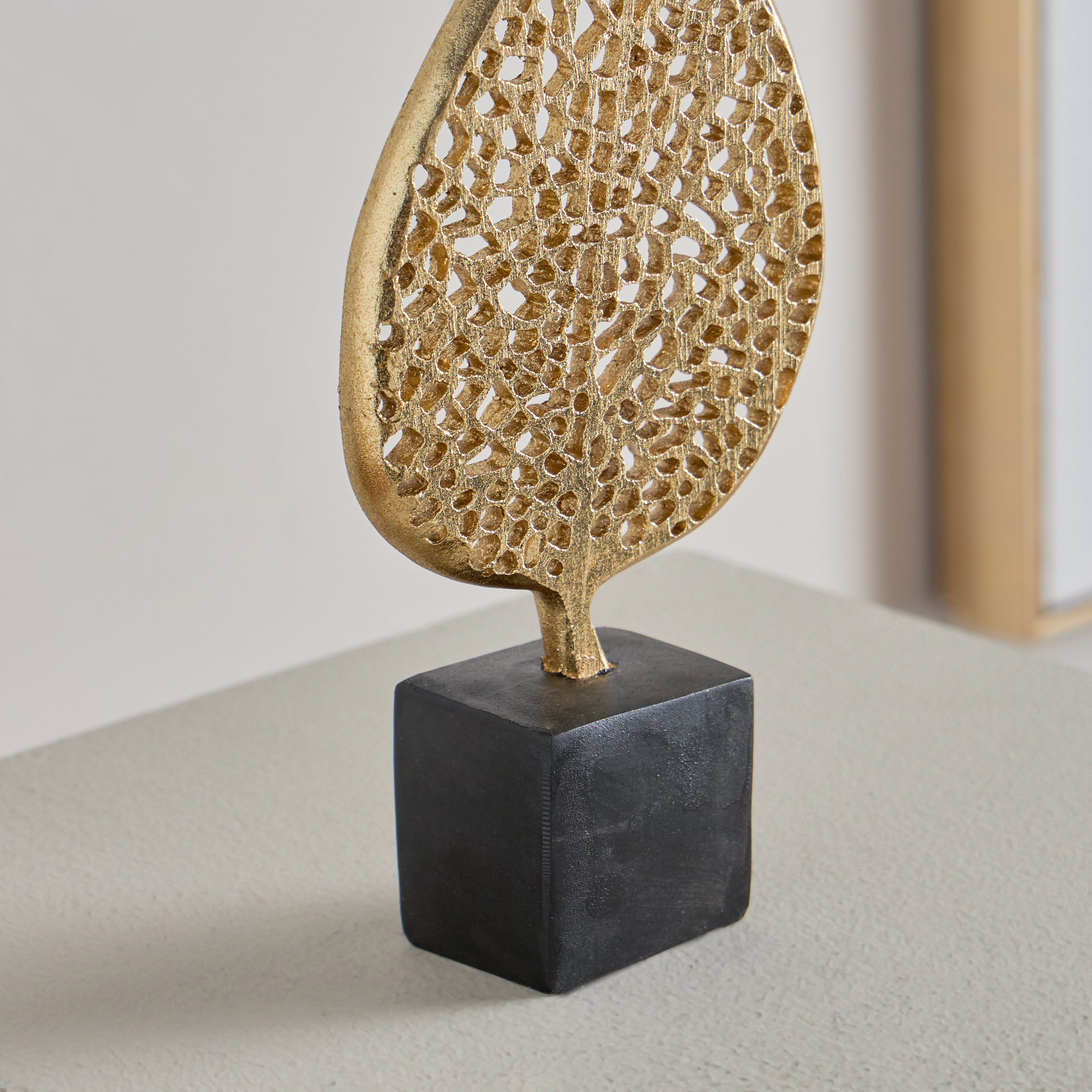 زينة ديكور ورقة شجر من البولي ريزين من رين - 11.5x4.5x24 سم-hbxhomeware-homedecor-figurinesandornaments-image-3