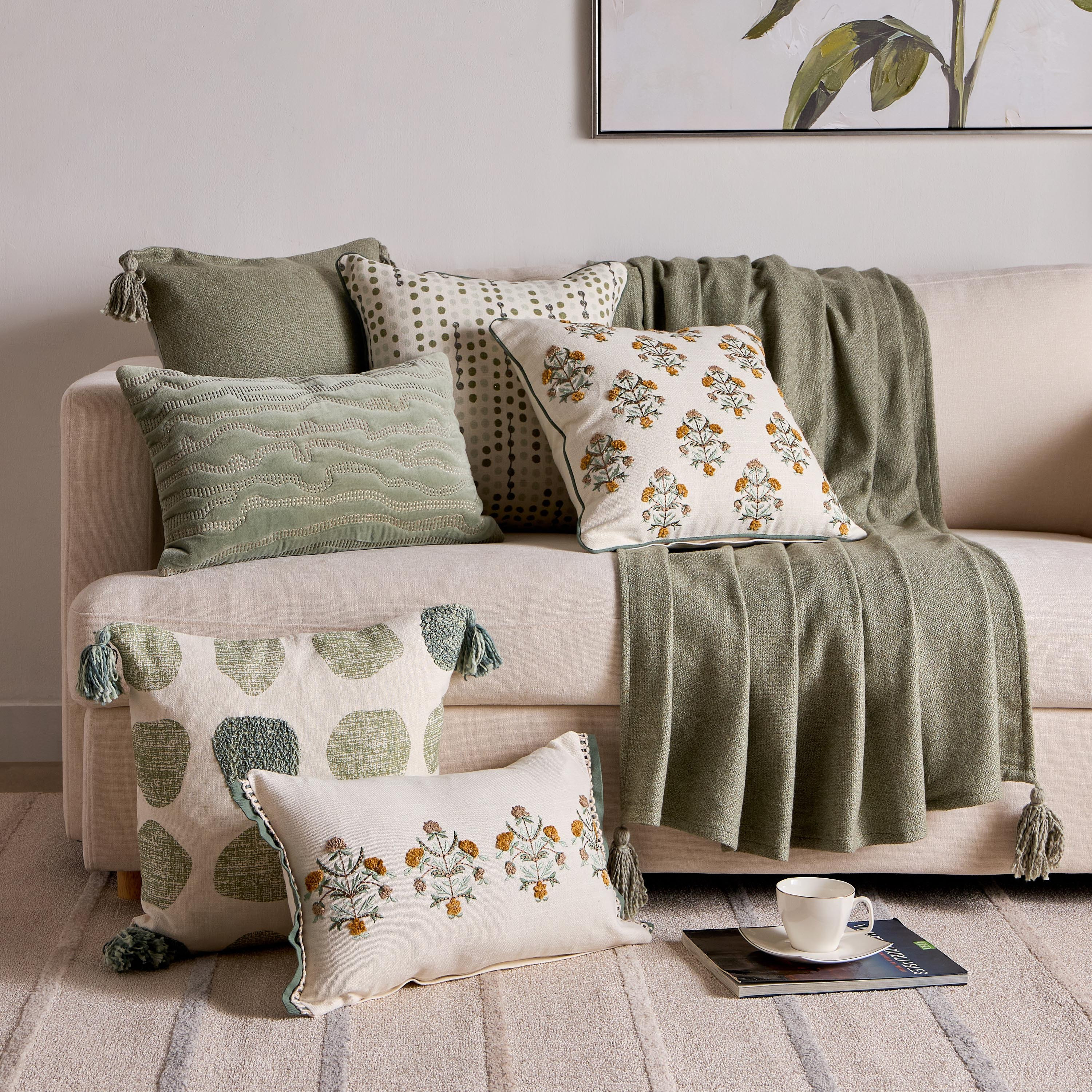 وسادة محشوة مخملية بتطريز تجريدي من لاش - 30x50 سم-hbxhomeware-hbxbedroom-image-4
