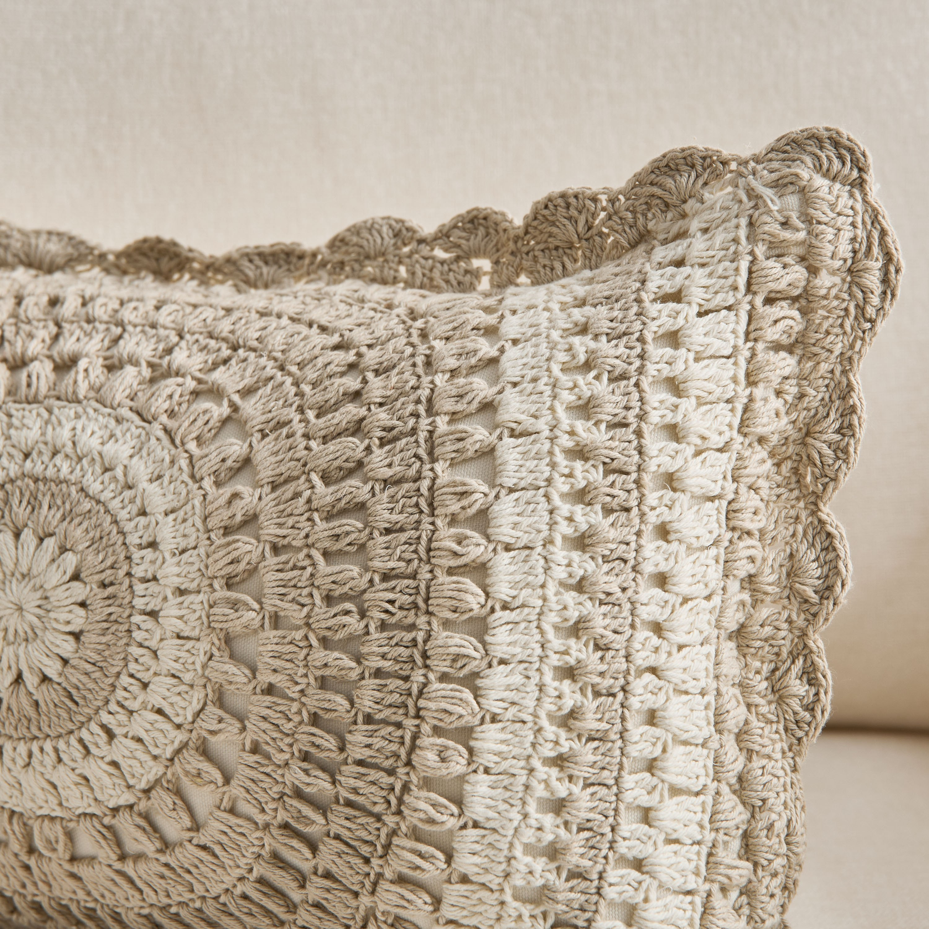 وسادة محشوة كرواتيا من كروفت - 30×50 سم-hbxhomeware-hbxbedroom-image-2