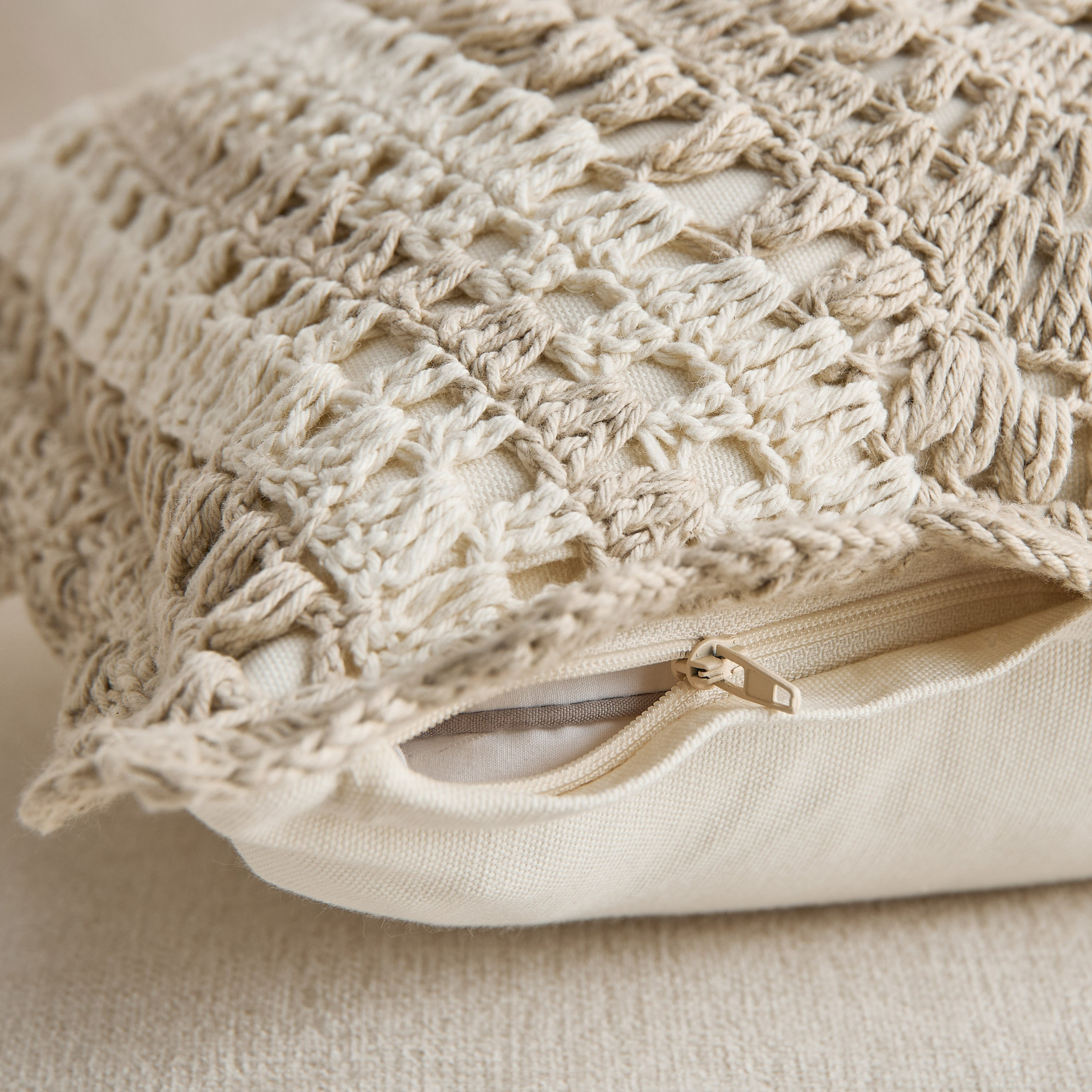 وسادة محشوة كرواتيا من كروفت - 30×50 سم-hbxhomeware-hbxbedroom-image-3