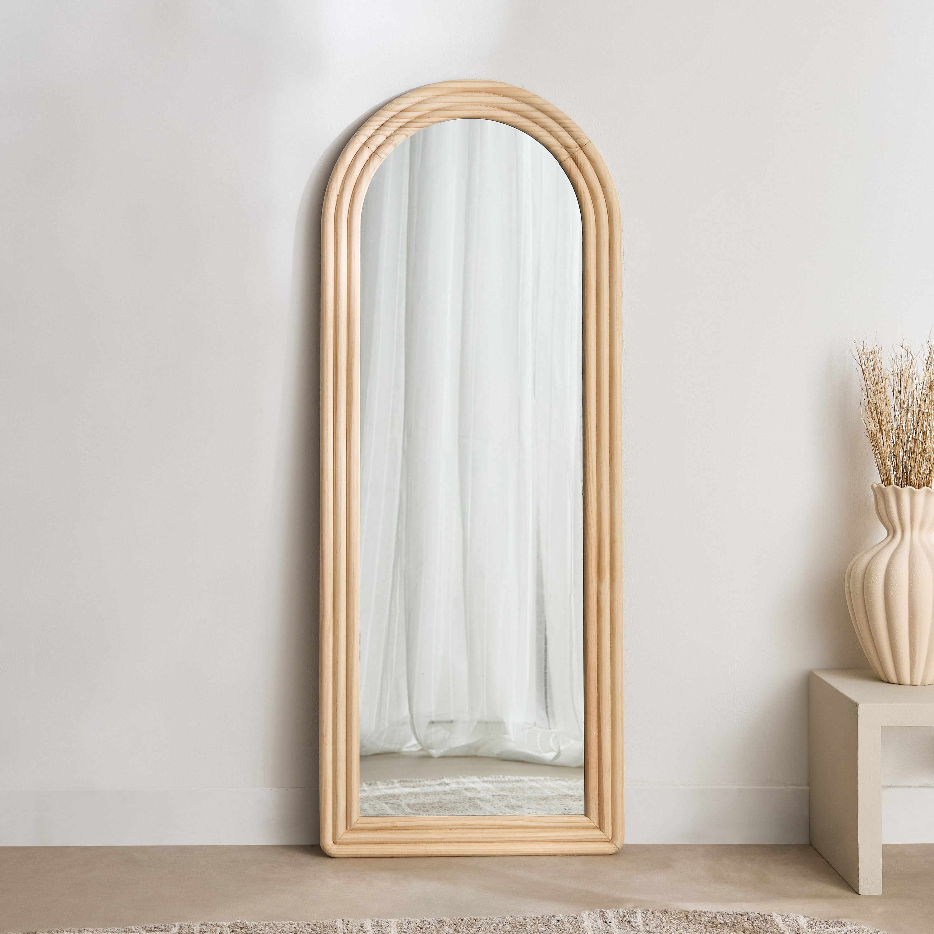 مرآة أرضية من خشب الصنوبر من ليكيسا - 130x50 سم-hbxhomeware-hbxdecorandfurnishings-image-2