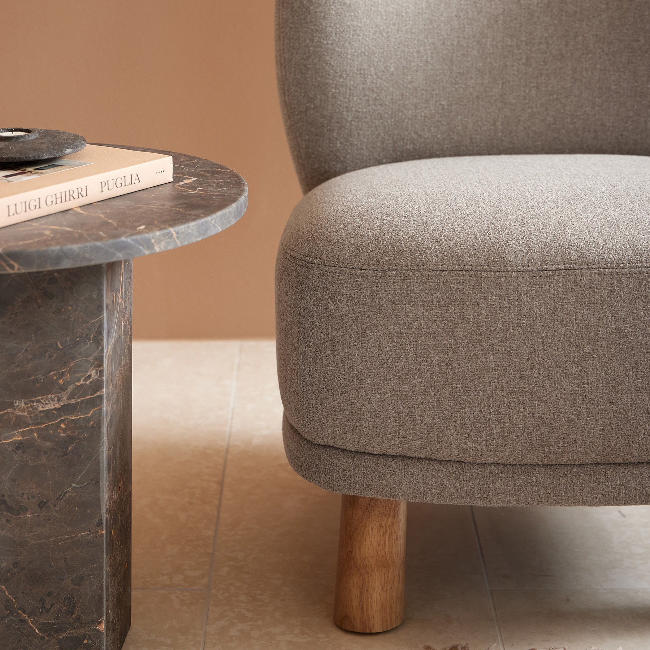 كرسي فردي قماش من براج-hbxlivingroom-sofasandarmchairs-easychairs-image-10