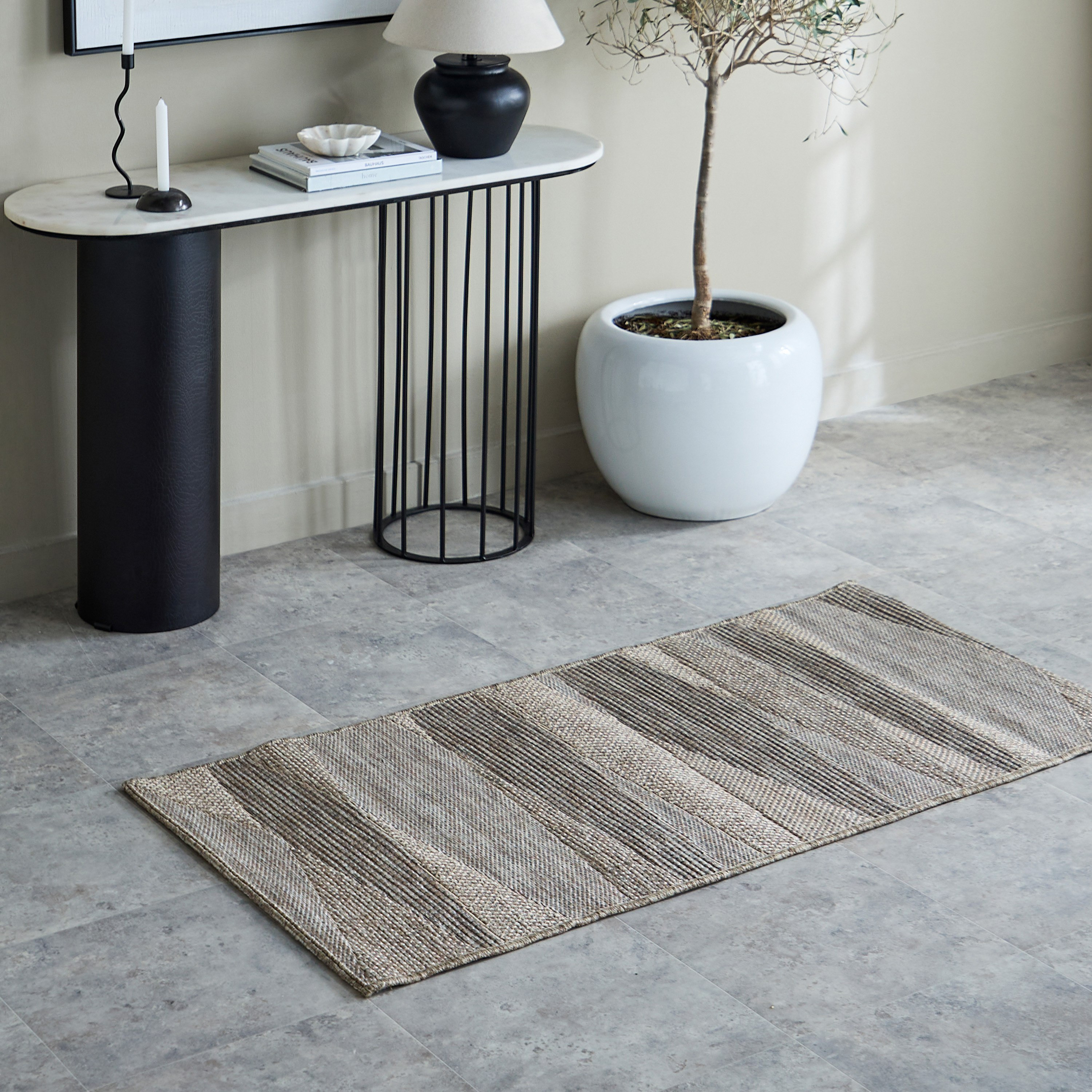 سجادة بولي بروبلين للمساحات الخارجية ويفز من أوريا - 80x150 سم-hbxdecorandfurnishings-floorcoverings-rugs-image-1
