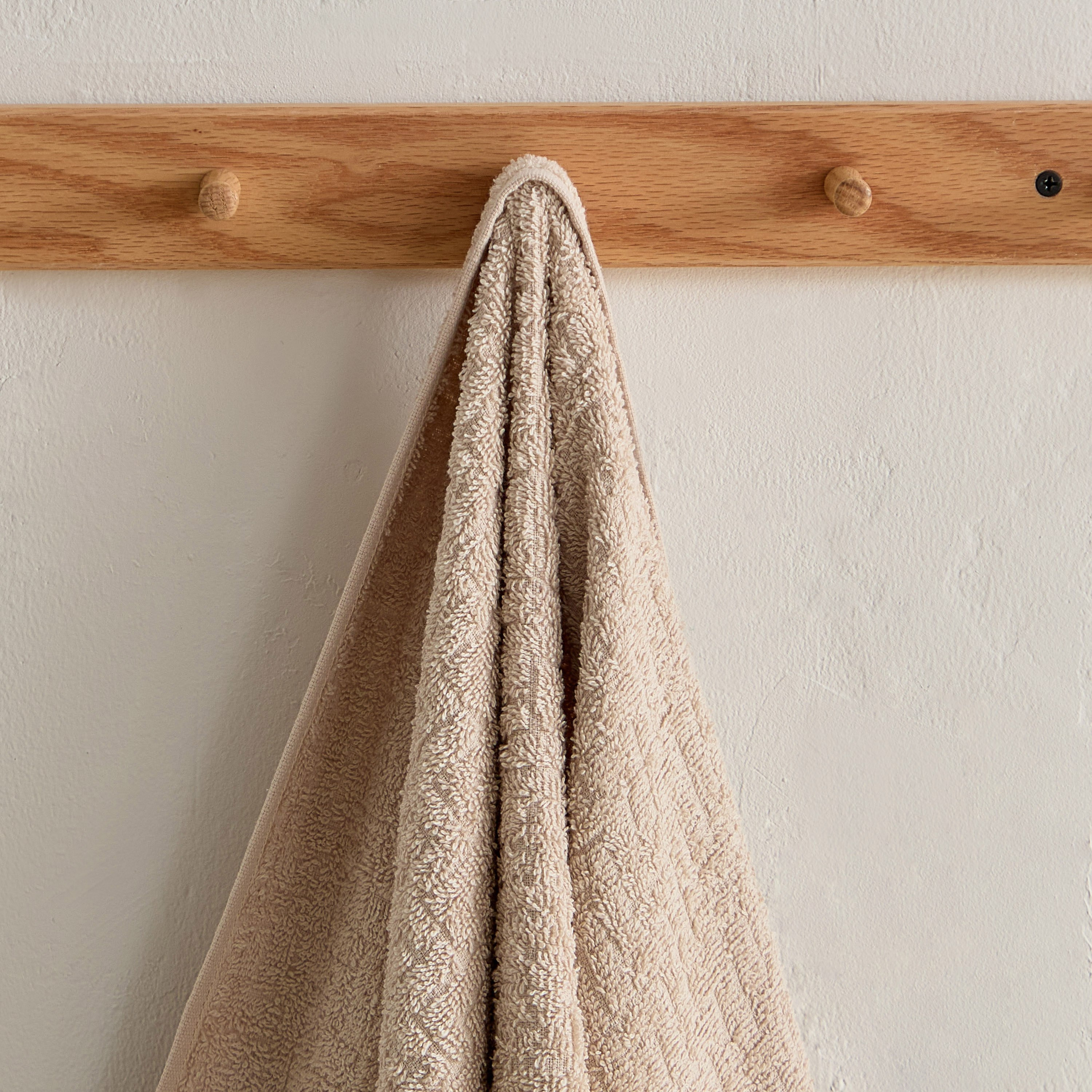 منشفة حمام قطن بارزة الملمس من أنلانتا - 100×150 سم-hbxbathroom-bathroomtextiles-image-2
