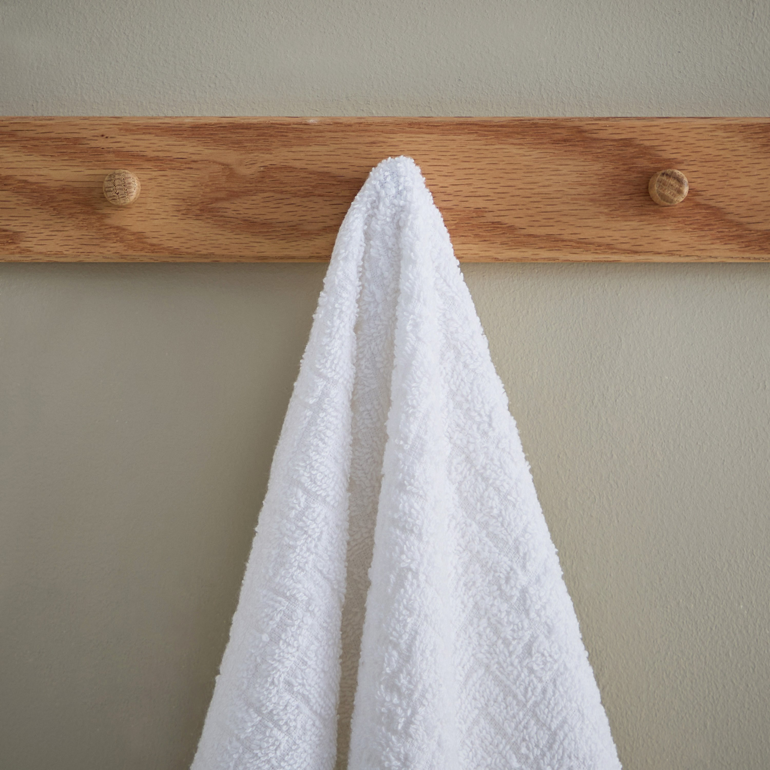 منشفة يد قطن بارزة الملمس من أتلانتا - 40×70 سم-hbxbathroom-bathroomtextiles-image-2