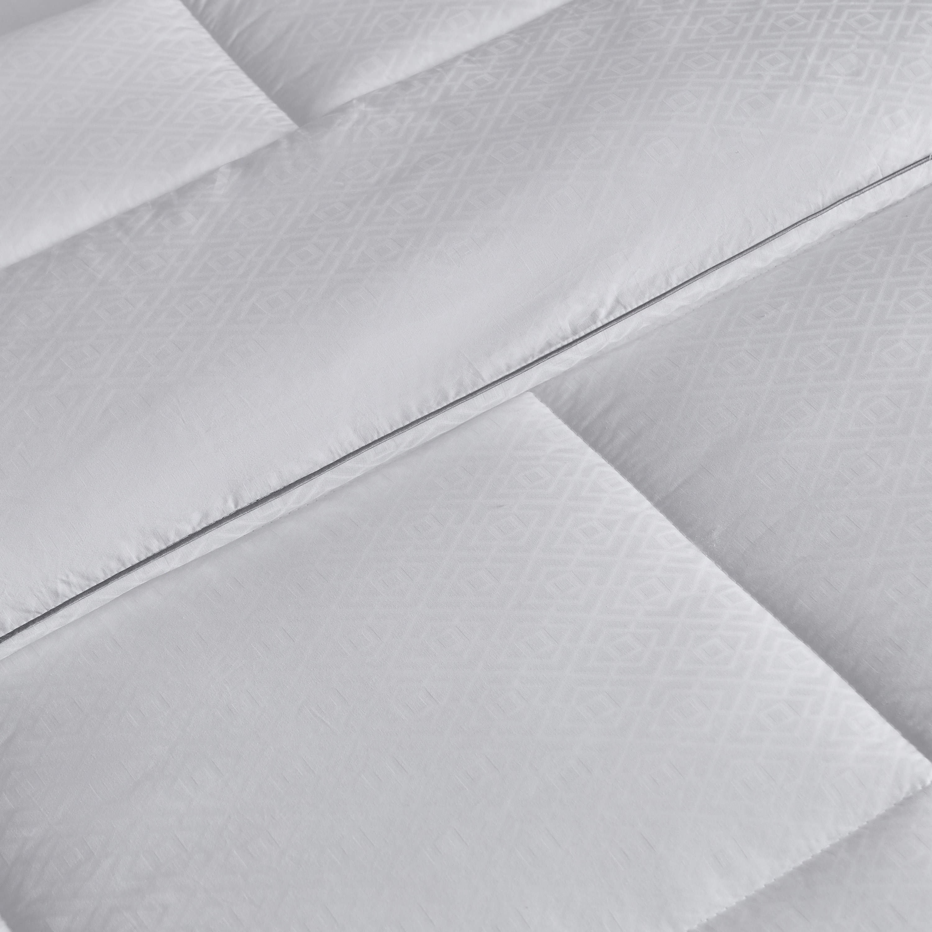 لحاف كوين كينج جاكار فاخر من أوبلنت - 220 × 220 سم-hbxhomeware-hbxbedroom-image-4