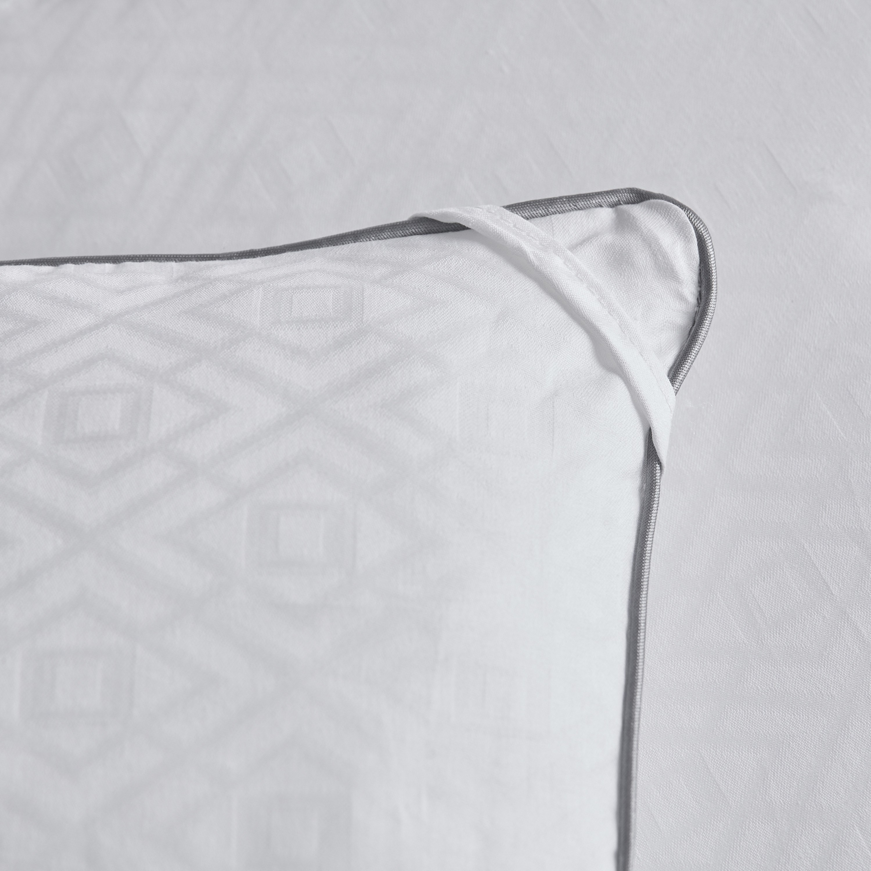 لحاف كوين كينج جاكار فاخر من أوبلنت - 220 × 220 سم-hbxhomeware-hbxbedroom-image-5