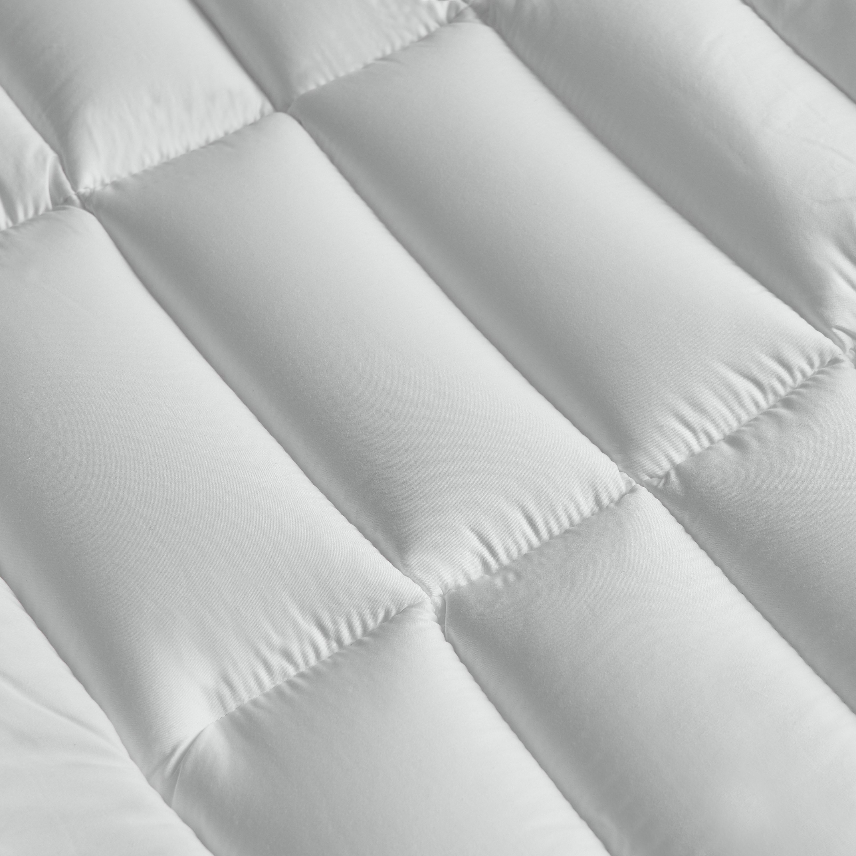 Opulent Luxe Satin Single Mattress Topper - 90x200 cm-hbxhomeware-hbxbedroom-image-3