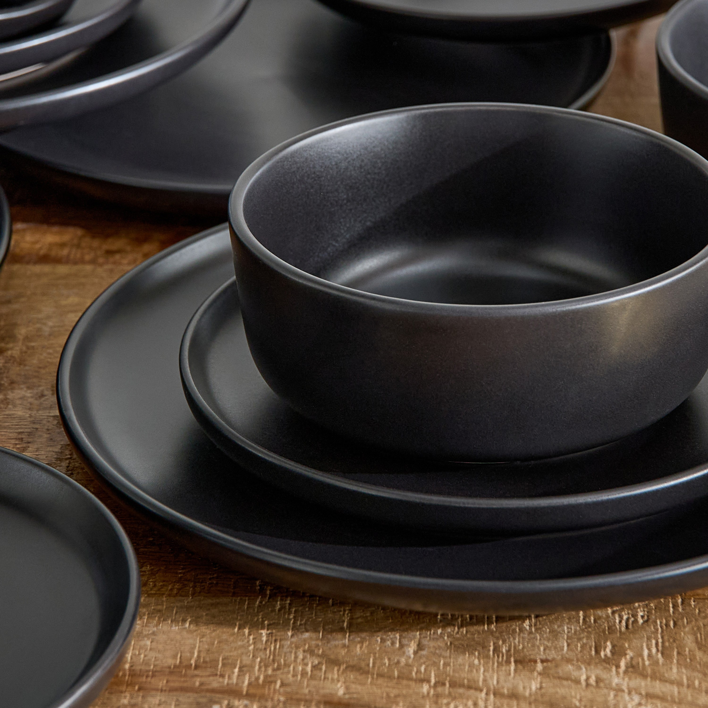 Black Matte 16-Piece Dinner Set-hbxdiningroom-tabletop-dinnersets-image-4