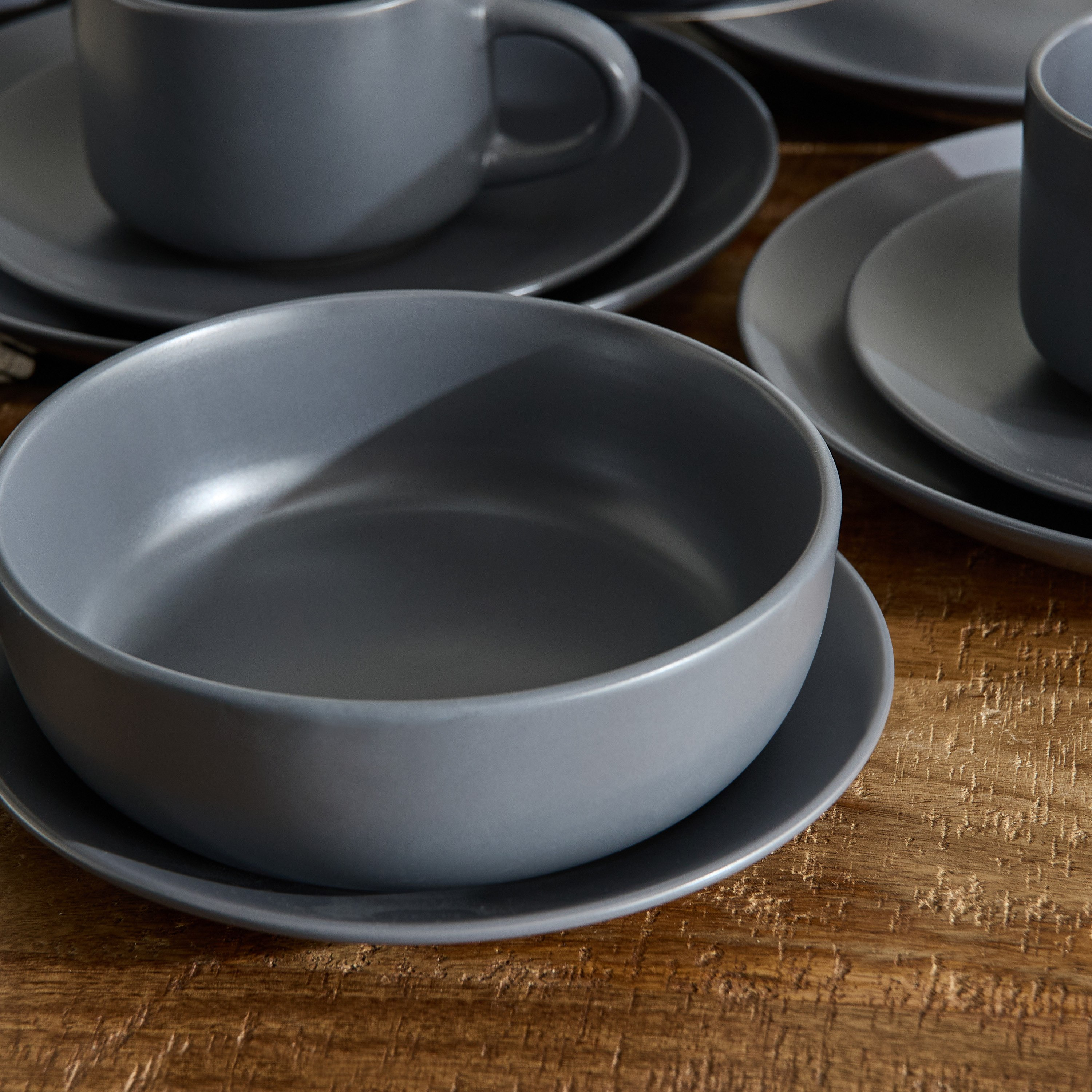 Matte 16-Piece Dinner Set-hbxdiningroom-tabletop-dinnersets-image-4