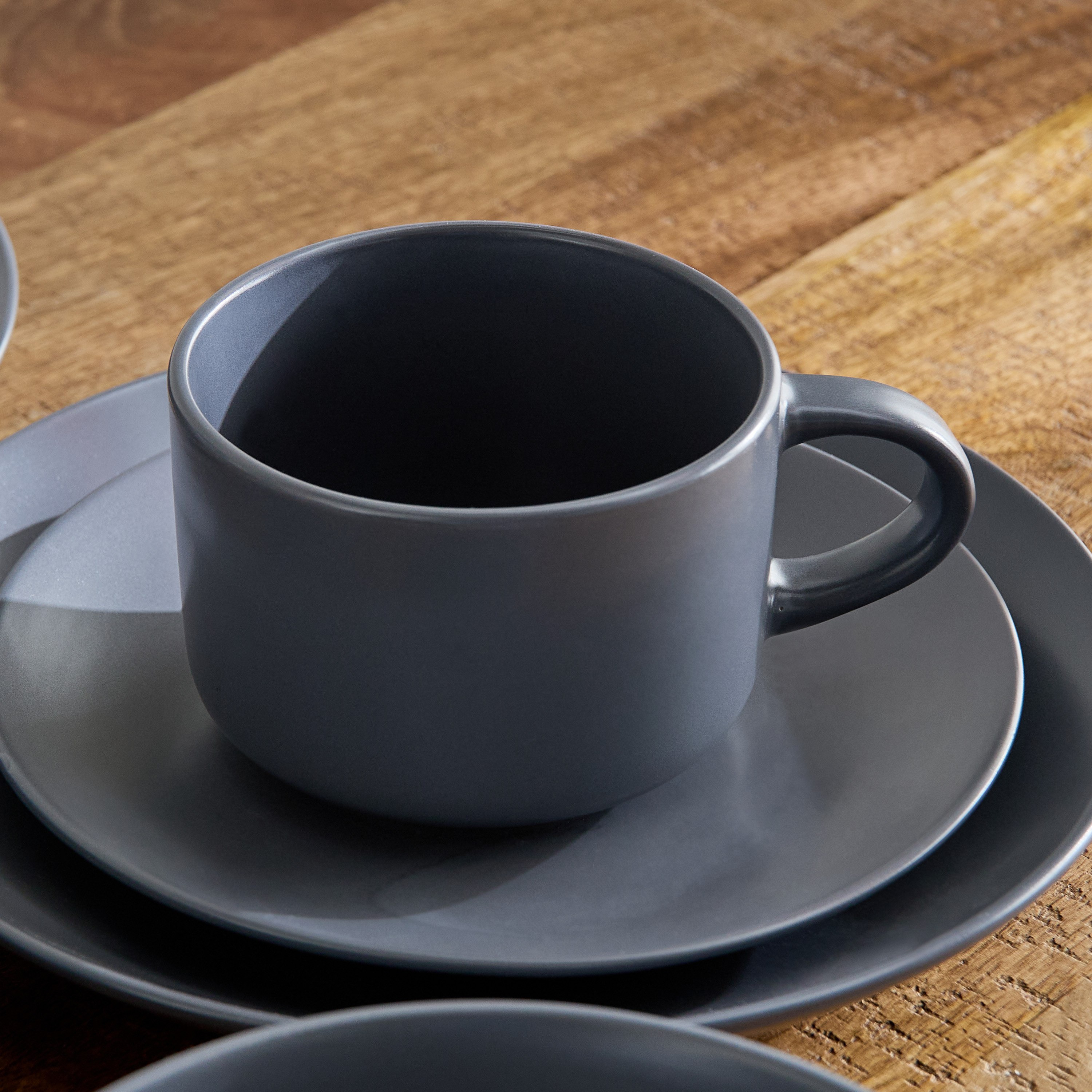 Matte 16-Piece Dinner Set-hbxdiningroom-tabletop-dinnersets-image-5