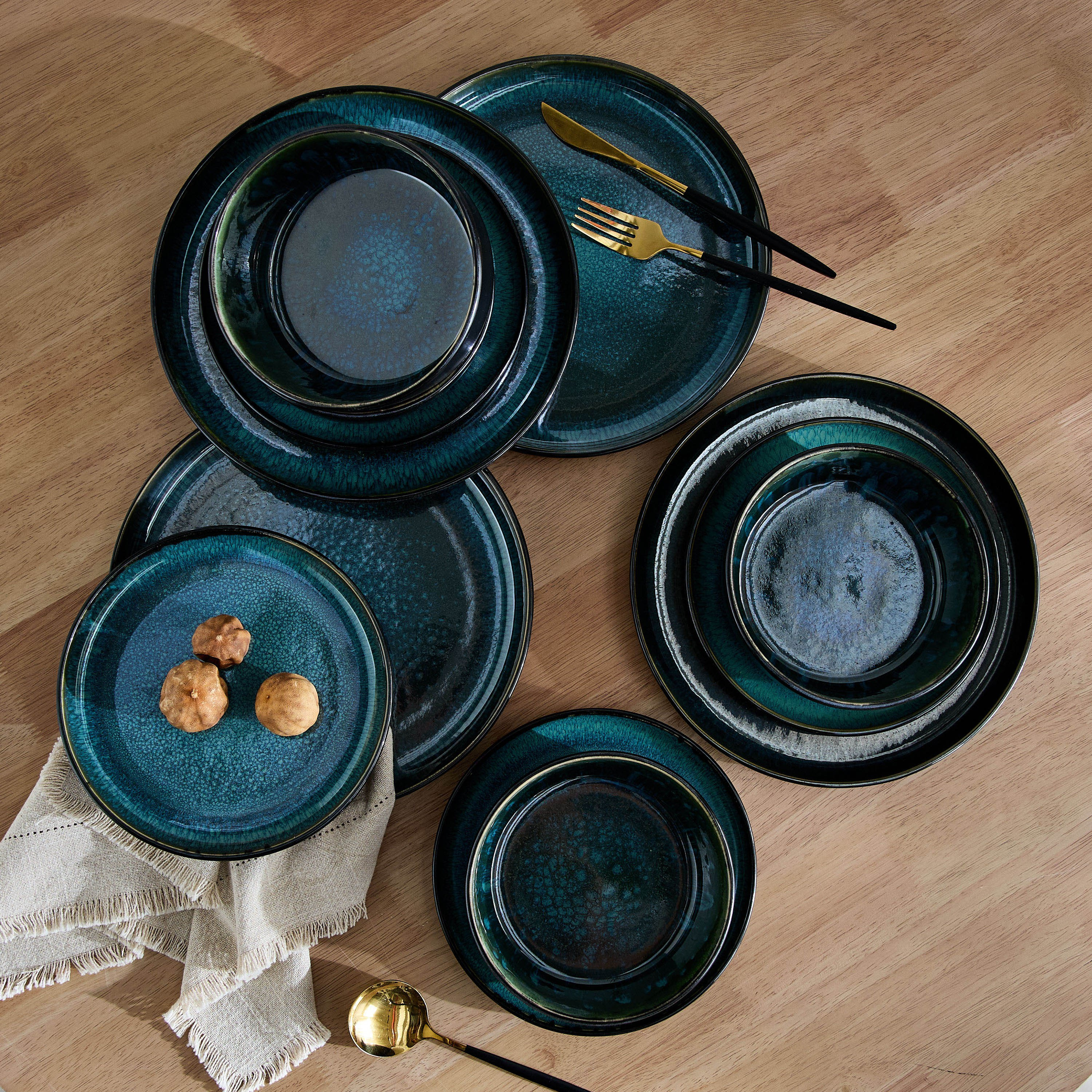 طقم عشاء أوركيد 12 قطعة من كيلن-hbxdiningroom-tabletop-dinnersets-image-1