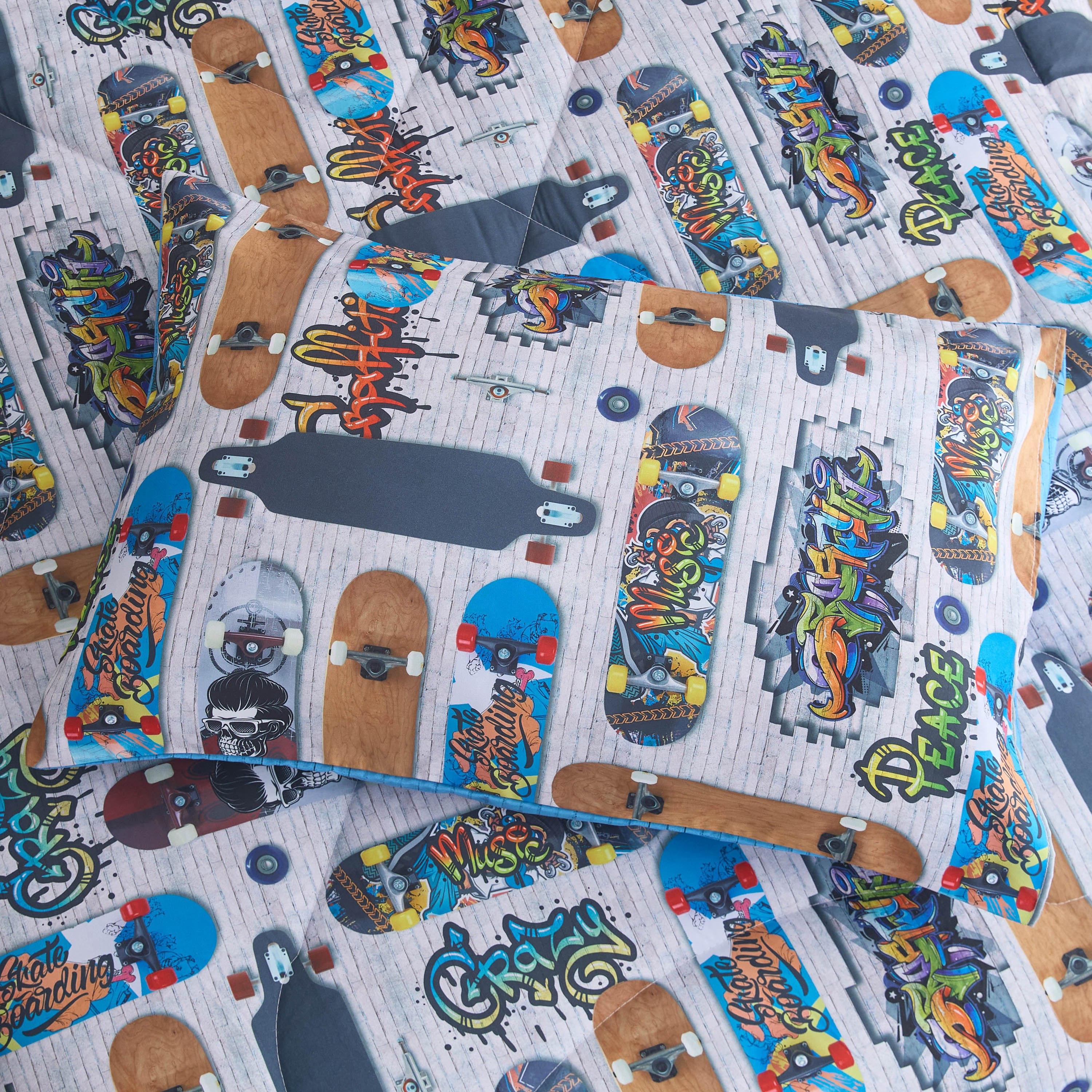 Tom Gearhead Skate 2-Piece Twin Microfiber Comforter Set - 160x220 cm-hbxhomeware-hbxbedroom-image-7