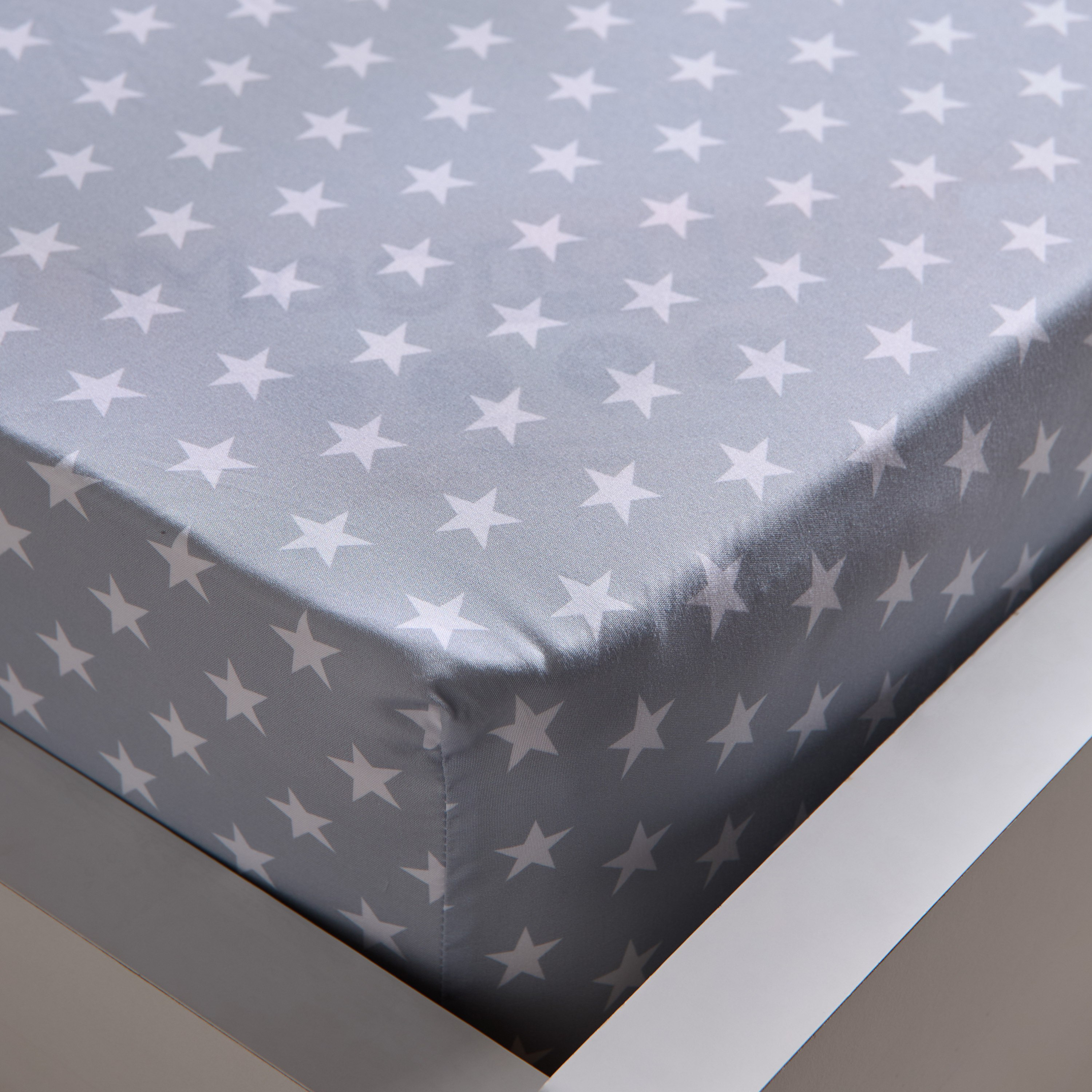 شرشف مطاطي فردي من الألياف الدقيقة بطبعات راكب درجات نارية - 90x200x25 سم-hbxhomeware-hbxbedroom-image-4