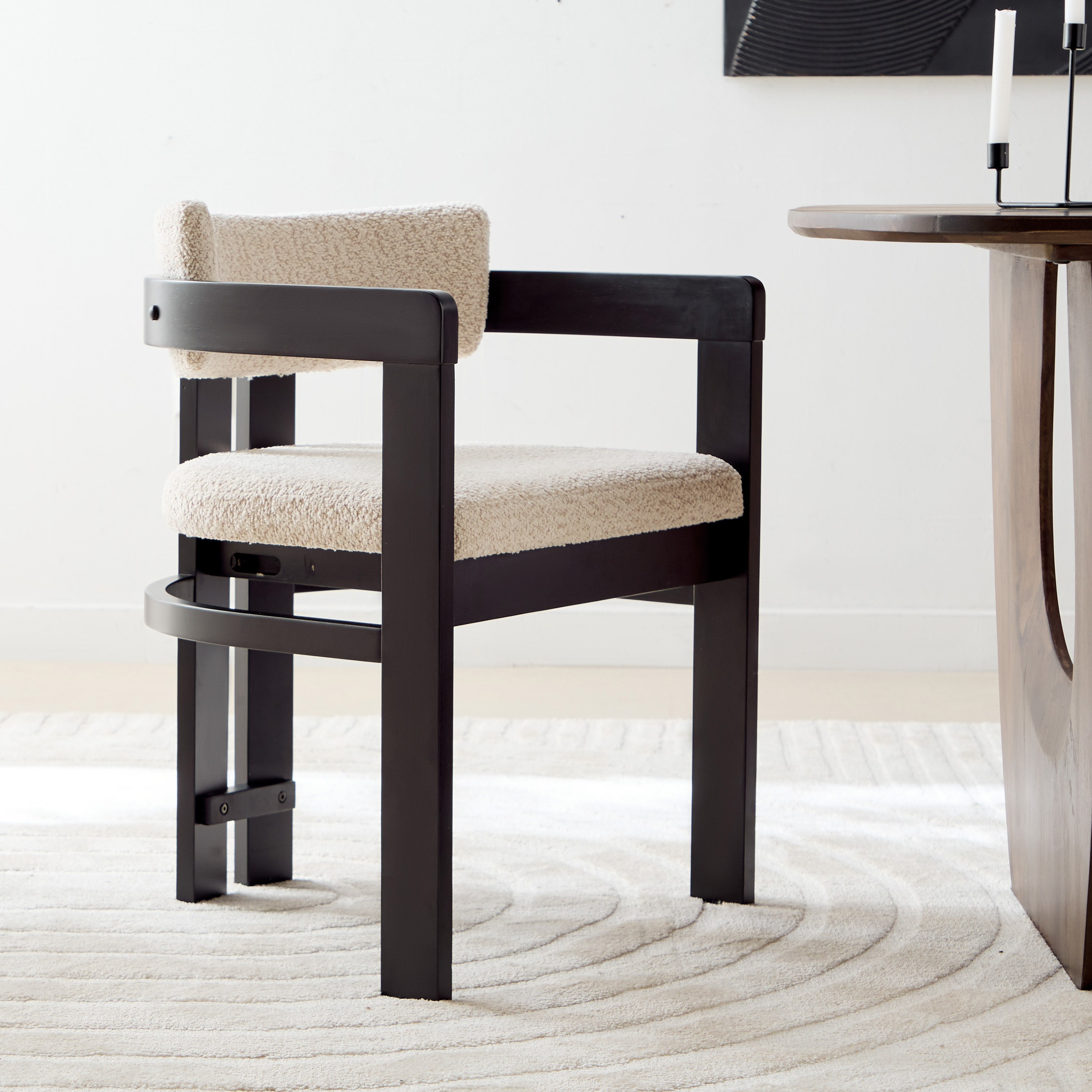 كرسي سفرة من باي-hbxdiningroom-diningchairs-image-1