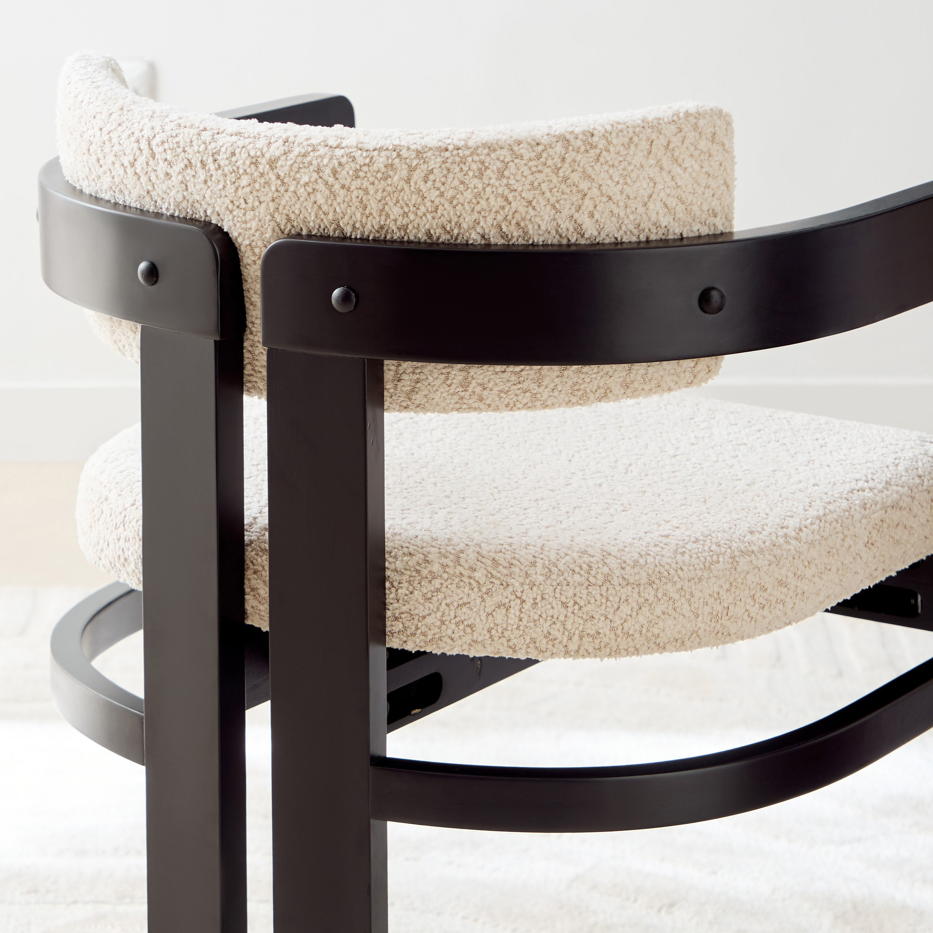 كرسي سفرة من باي-hbxdiningroom-diningchairs-image-6