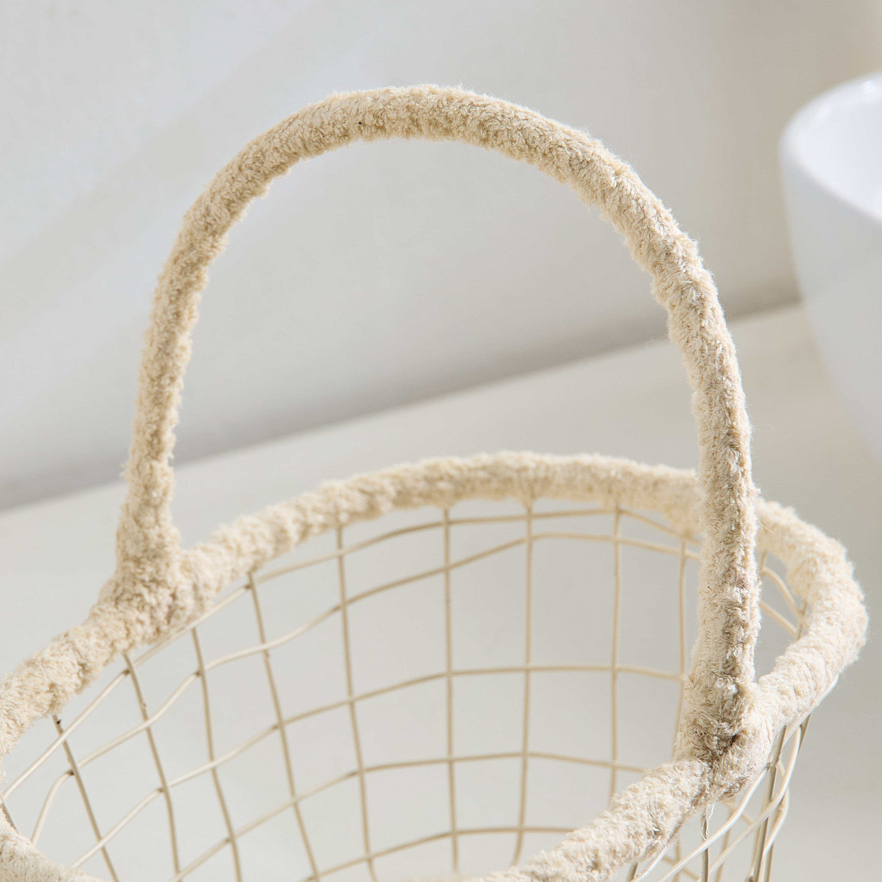 Bella Oval Basket with Handle - 26x18x11 cm-PROMO_HB_AE_B1G1_250925-image-4