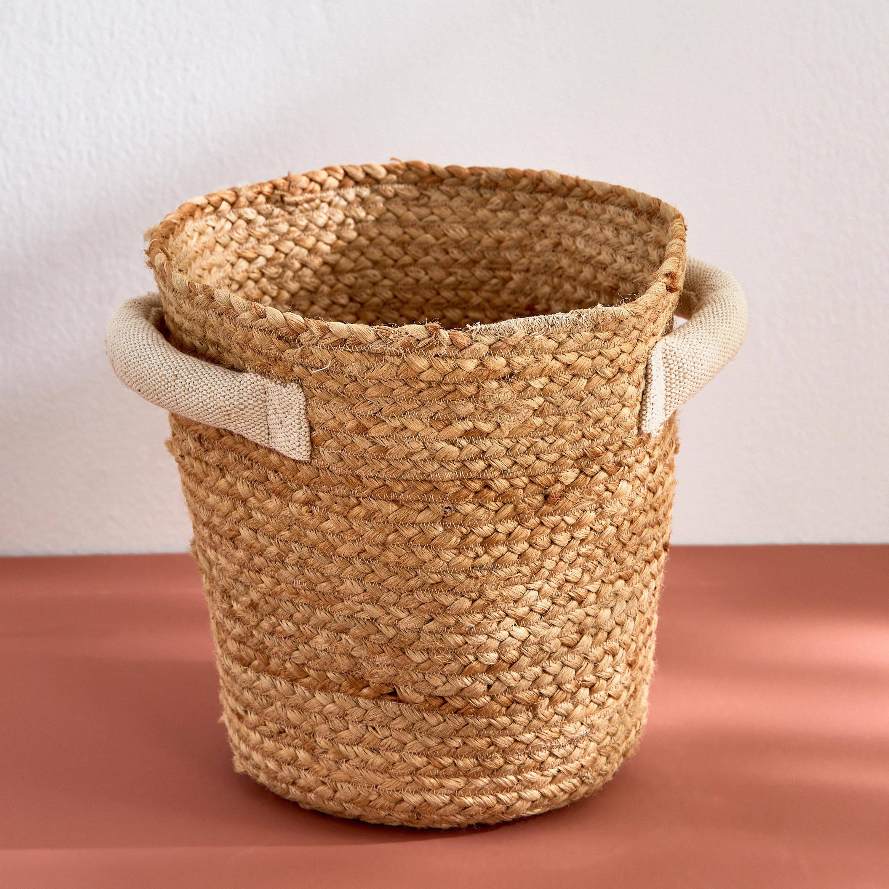 Bella Jute Mora Pot Cover with Juco Handle - 24x24x23 cm-hbxhomeware-hbxdecorandfurnishings-image-1