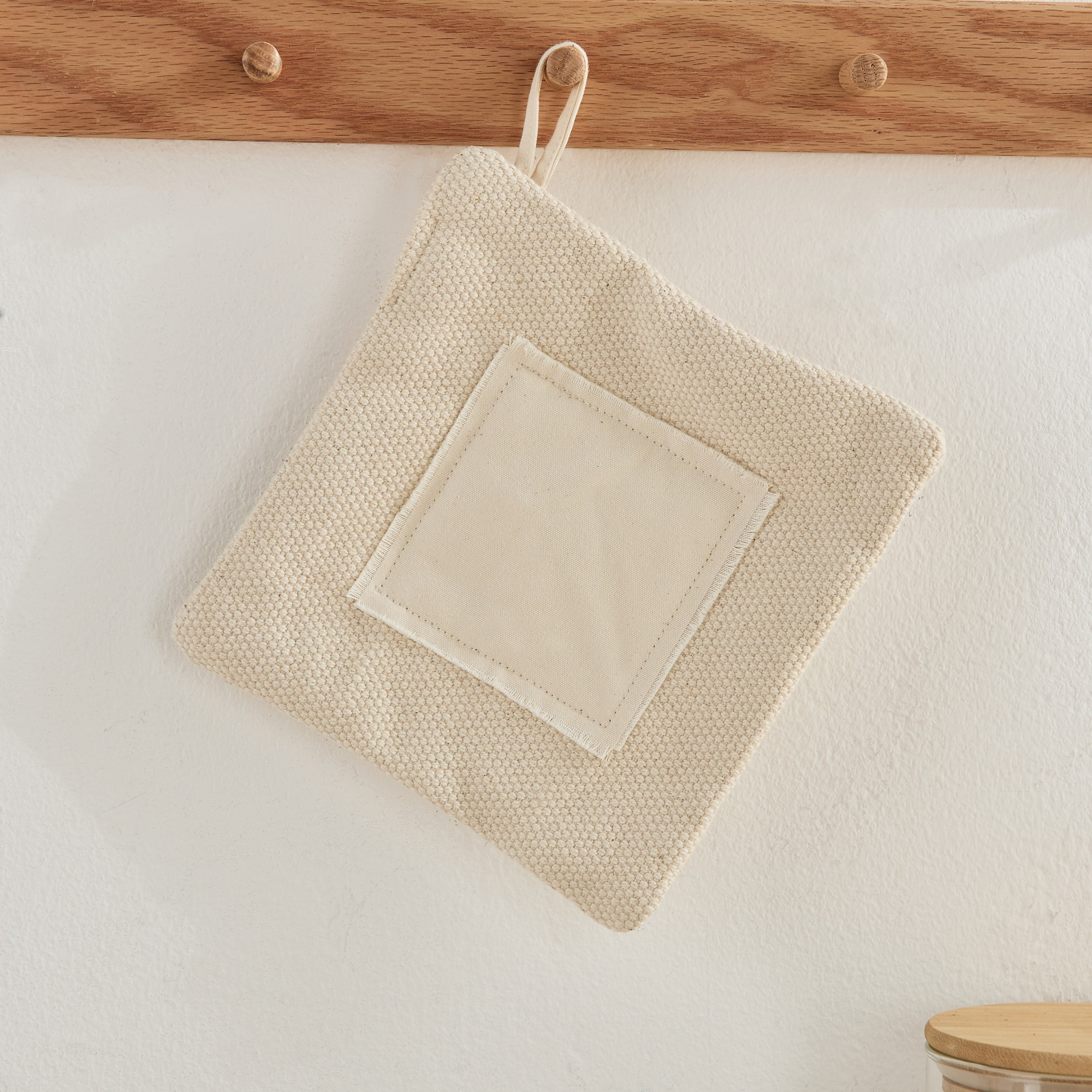 حامل أواني قطن مسوج مربع متوسط برقعة كانفاس من بيلا - 18 سم-hbxhomeware-kitchenware-kitchenlinens-image-1