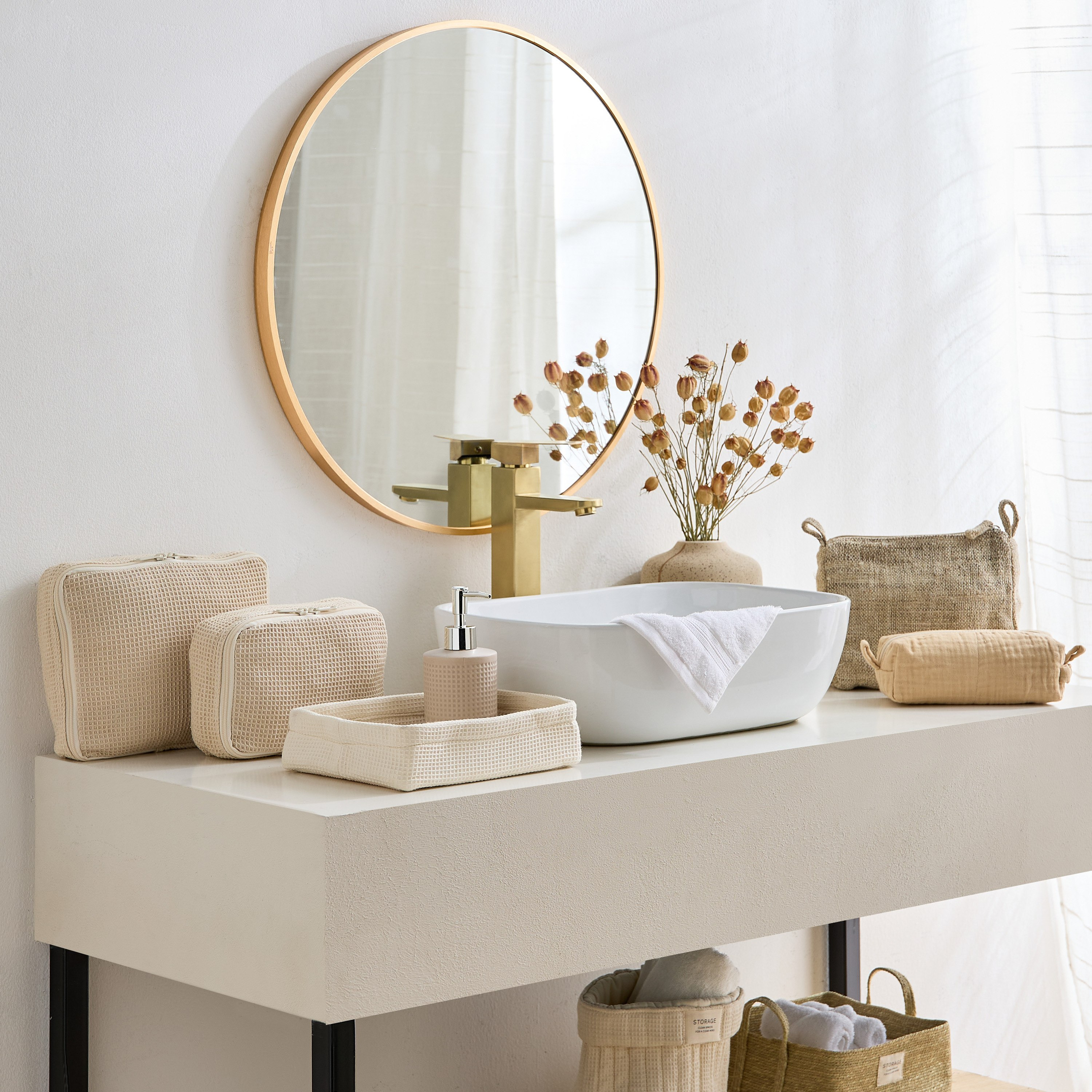 صينية مستطيلة ناعمة بتصميم وافل من بيلا-hbxhomeware-hbxdecorandfurnishings-image-5