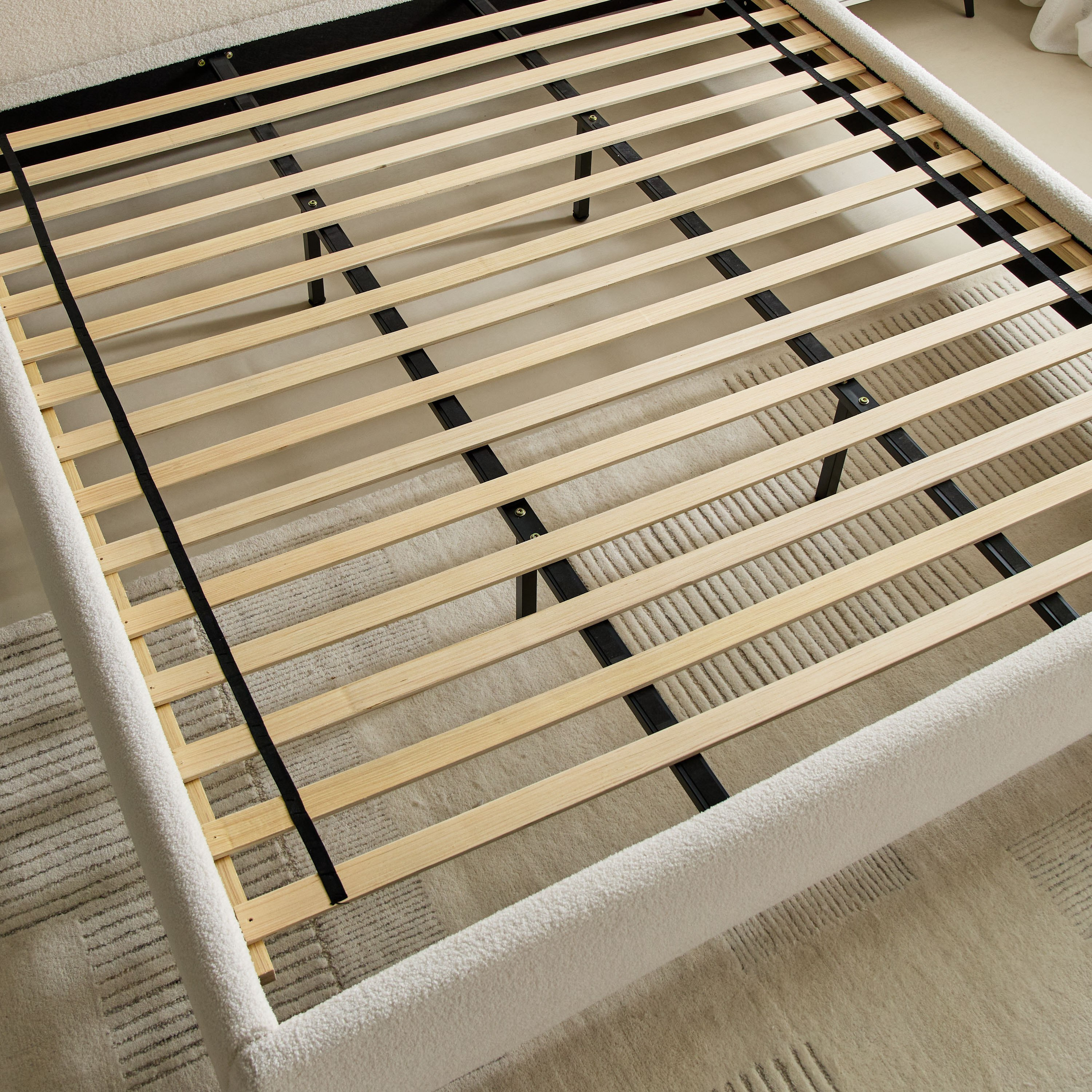 سرير كوين منجّد من سونورو- 160x200 سم-hbxbedroom-bedsandbedsets-beds-queen-image-4