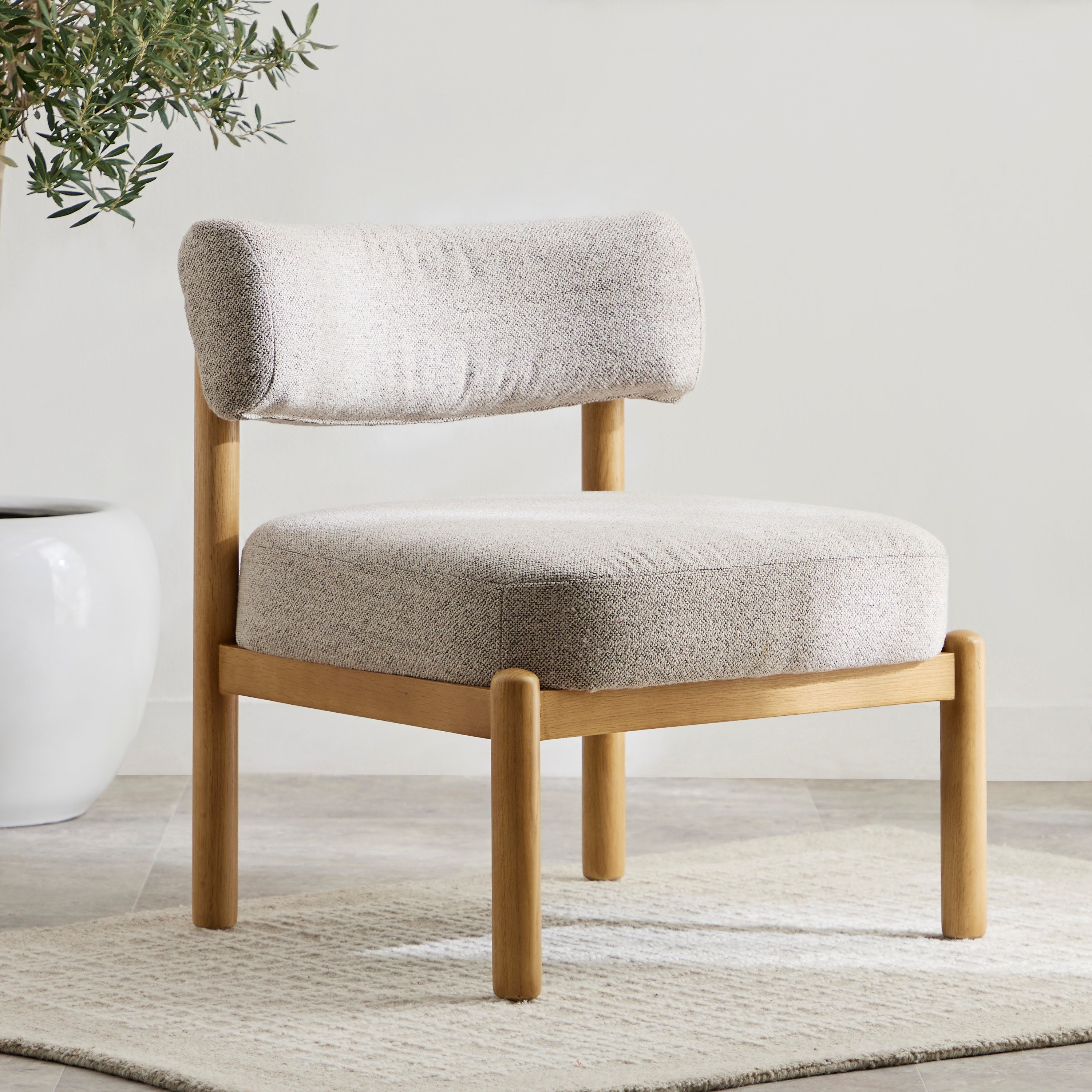 كرسي فردي قماش من فورلي-hbxlivingroom-sofasandarmchairs-easychairs-image-1