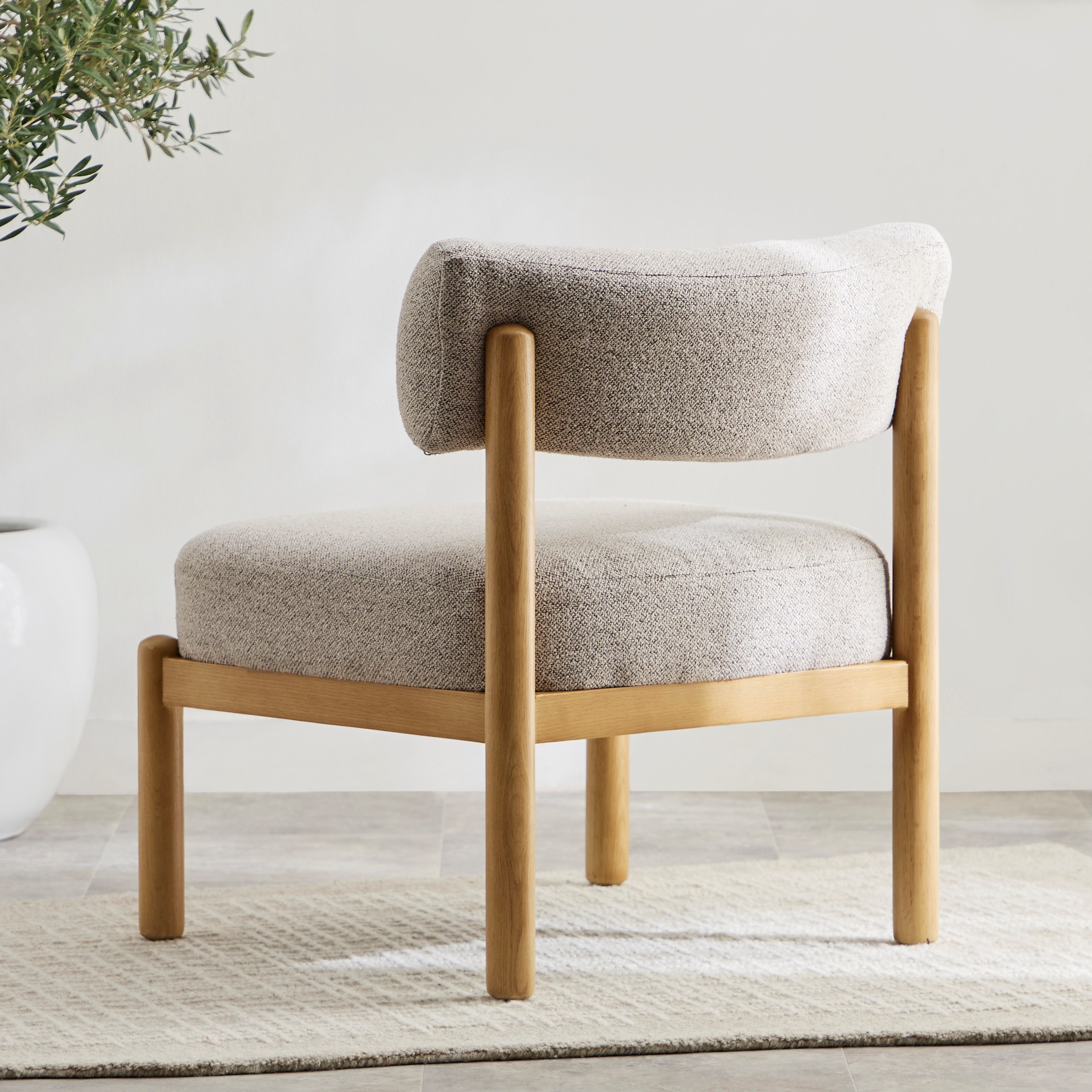 كرسي فردي قماش من فورلي-hbxlivingroom-sofasandarmchairs-easychairs-image-3
