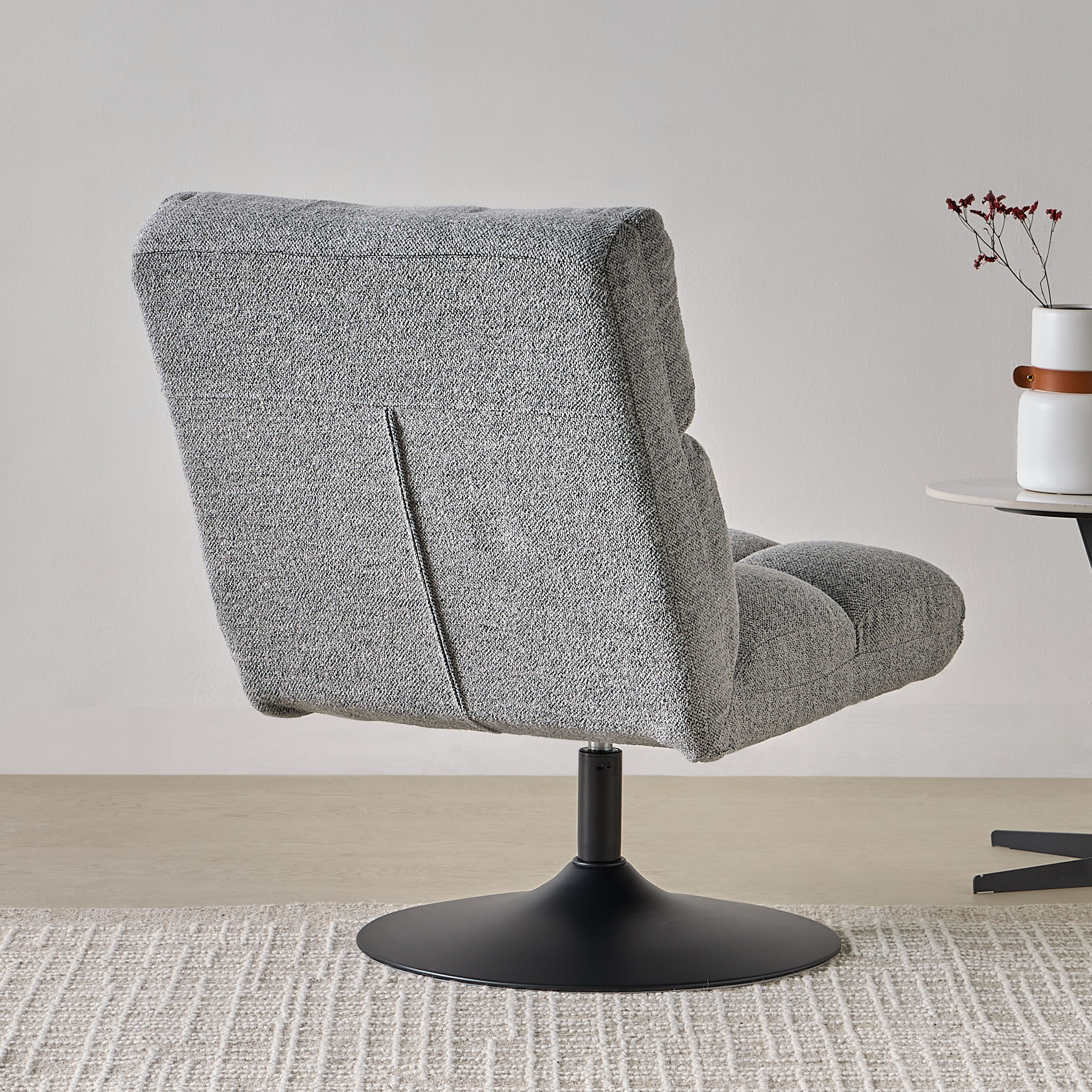كرسي فردي قماش من ويسلي-hbxlivingroom-sofasandarmchairs-easychairs-image-3