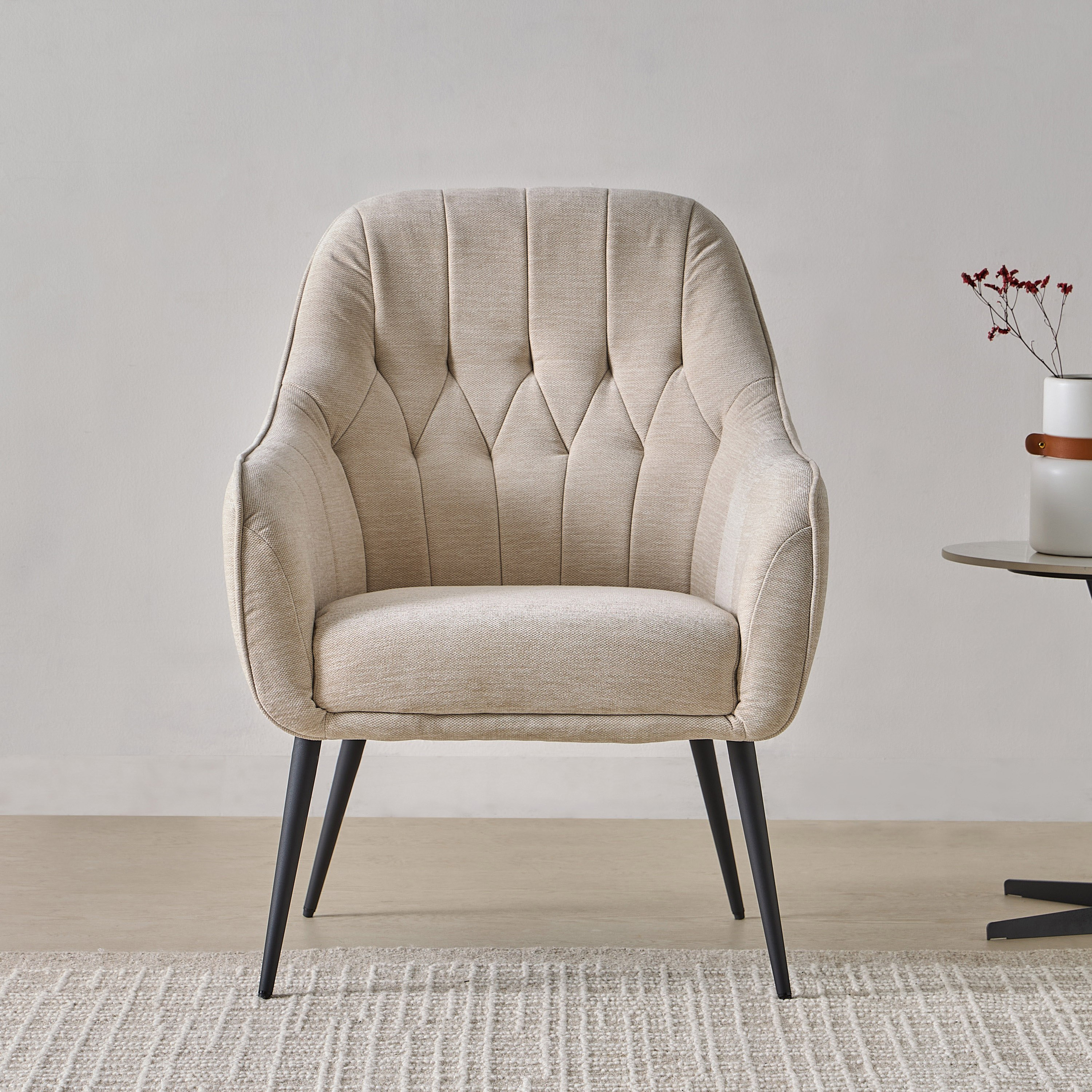 كرسي فردي قماش من ليندا-hbxlivingroom-sofasandarmchairs-easychairs-image-2