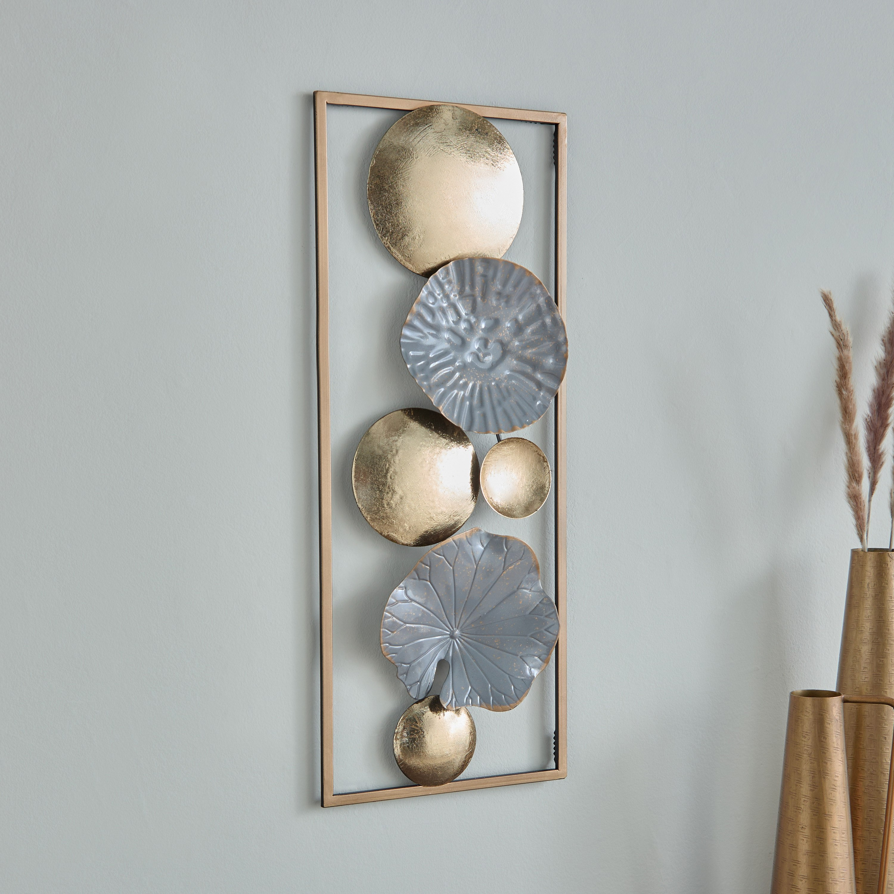 زينة حائط معدن دائرة من جورجا - 20.3x50.2x2.5 سم-hbxdiningroom-walldecor-wallart-image-1