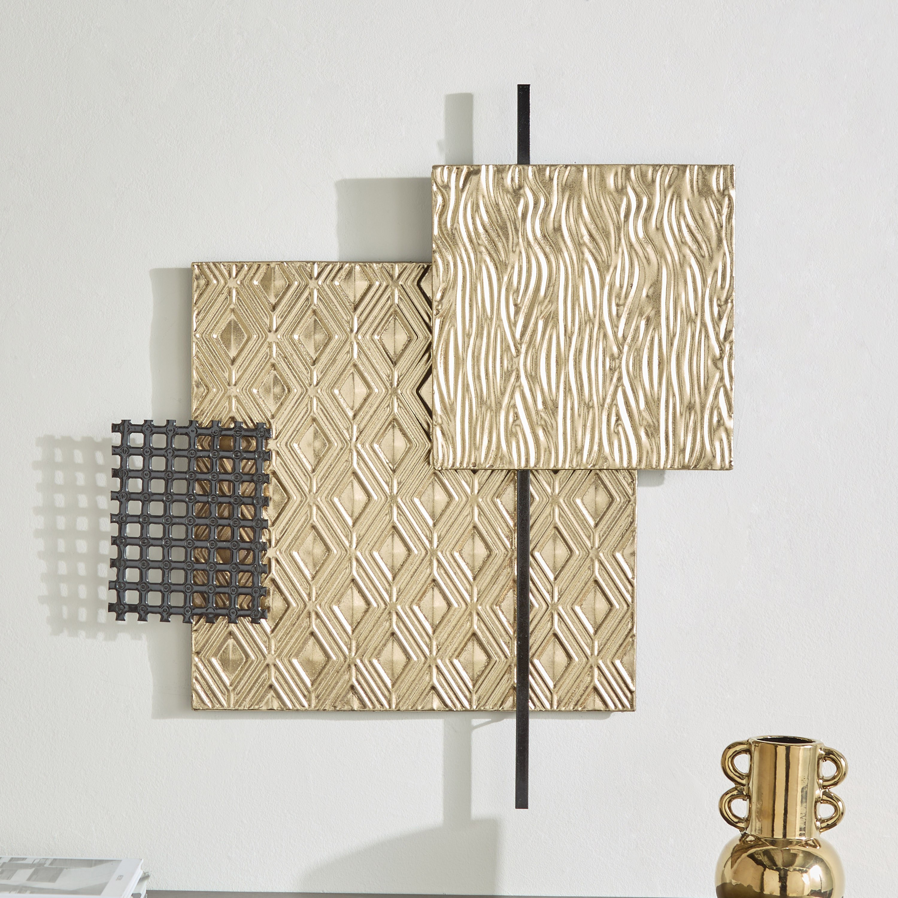 زينة حائط هندسية معدن من جورجا - 70.5x61.0x3.8 سم-hbxdiningroom-walldecor-wallart-image-2