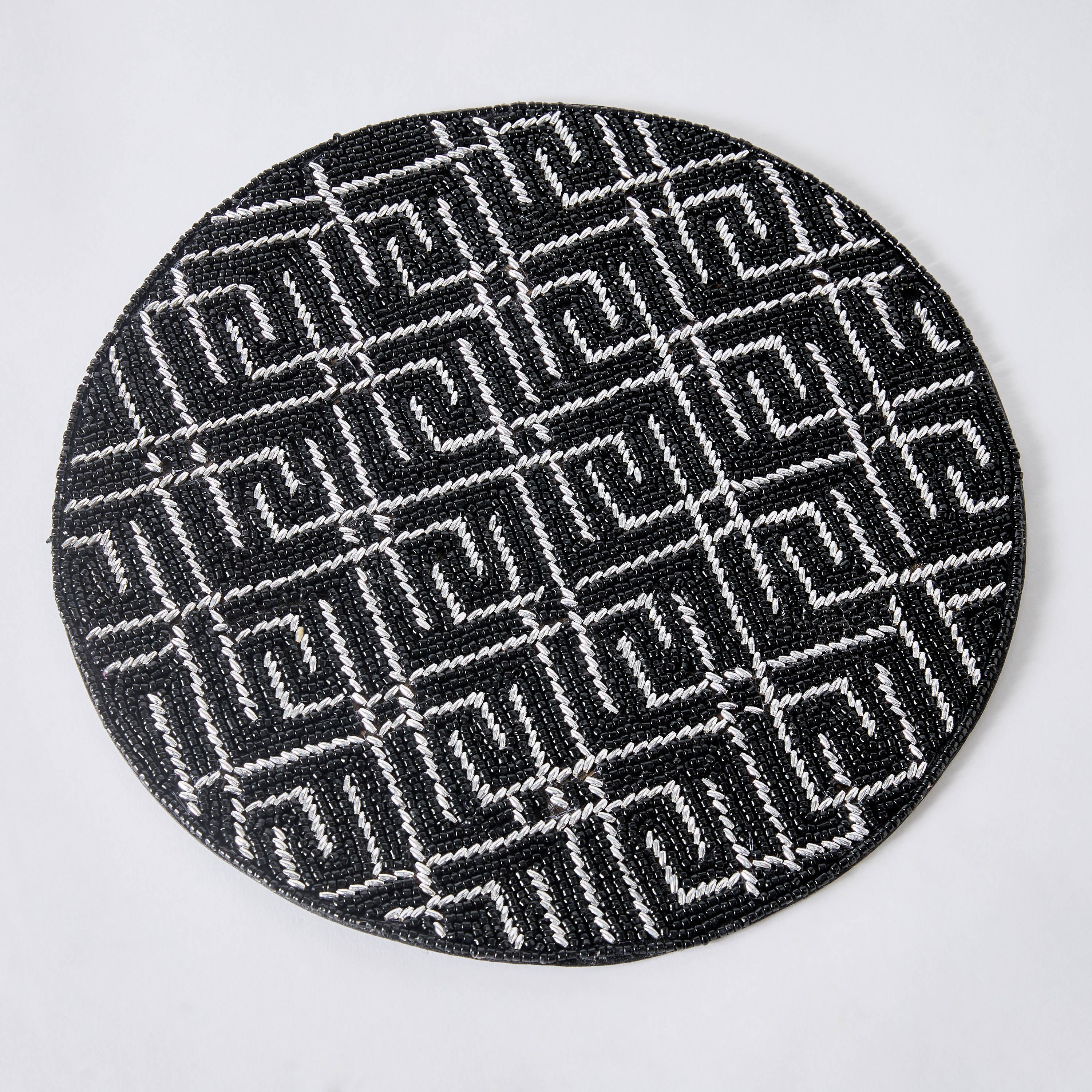 لبادة صحون مزينة بالخرز من جليتز- 30 سم-hbxhomeware-kitchenware-kitchenlinens-image-6